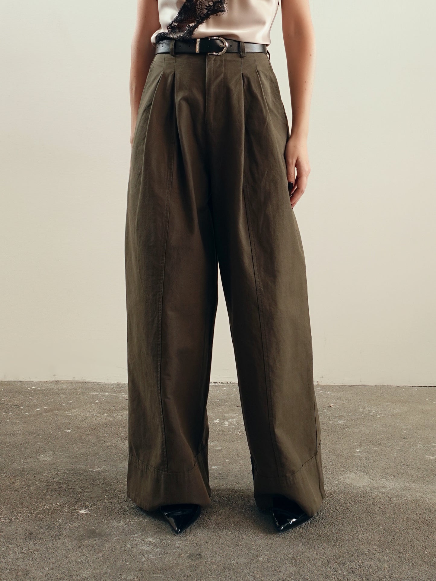 PANTALONI IN COTONE A PALAZZO CON CINTURA - VERDE 14740