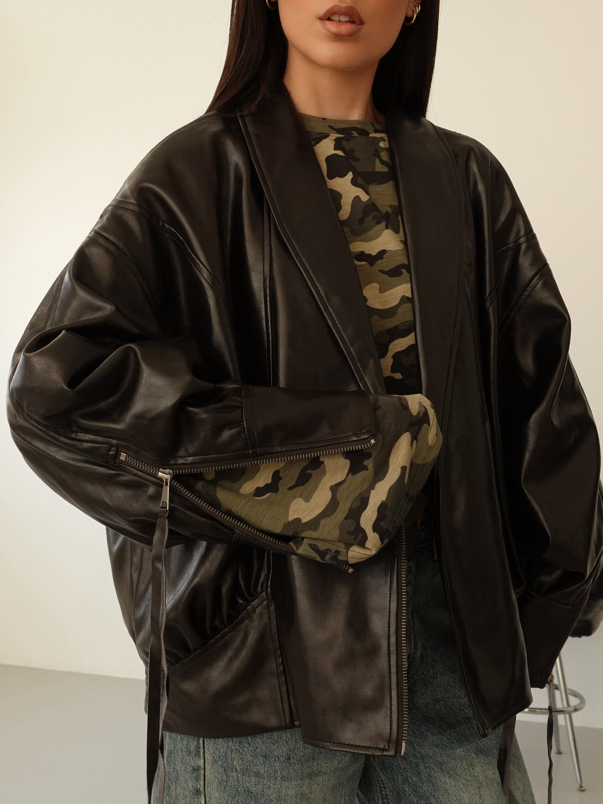 BOMBER SHIBUYA OVERSIZE IN ECOPELLE - CIOCCOLATO HAR036