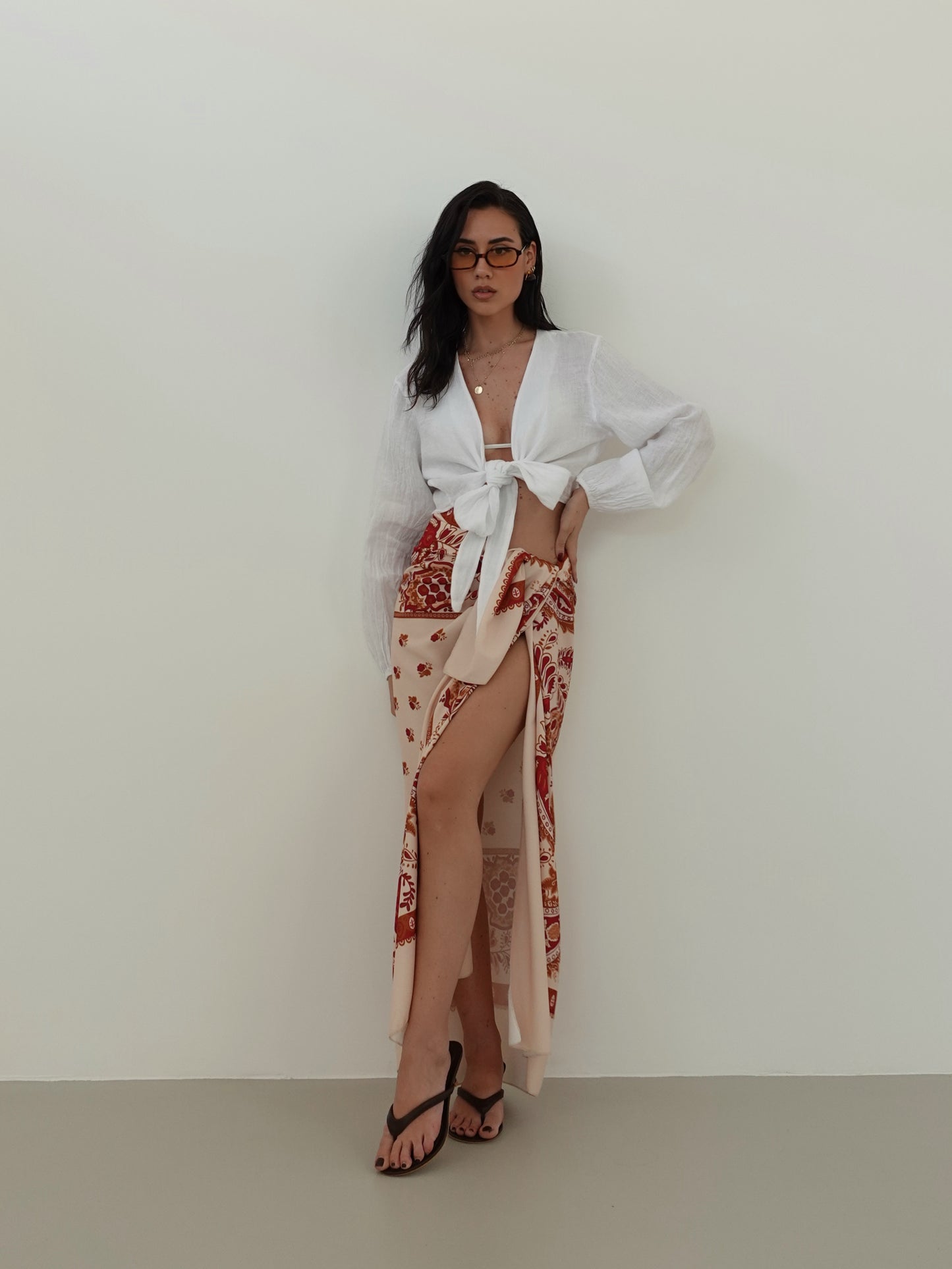 BLUSA CROP CON NODO 100% LINO - BIANCO 8767