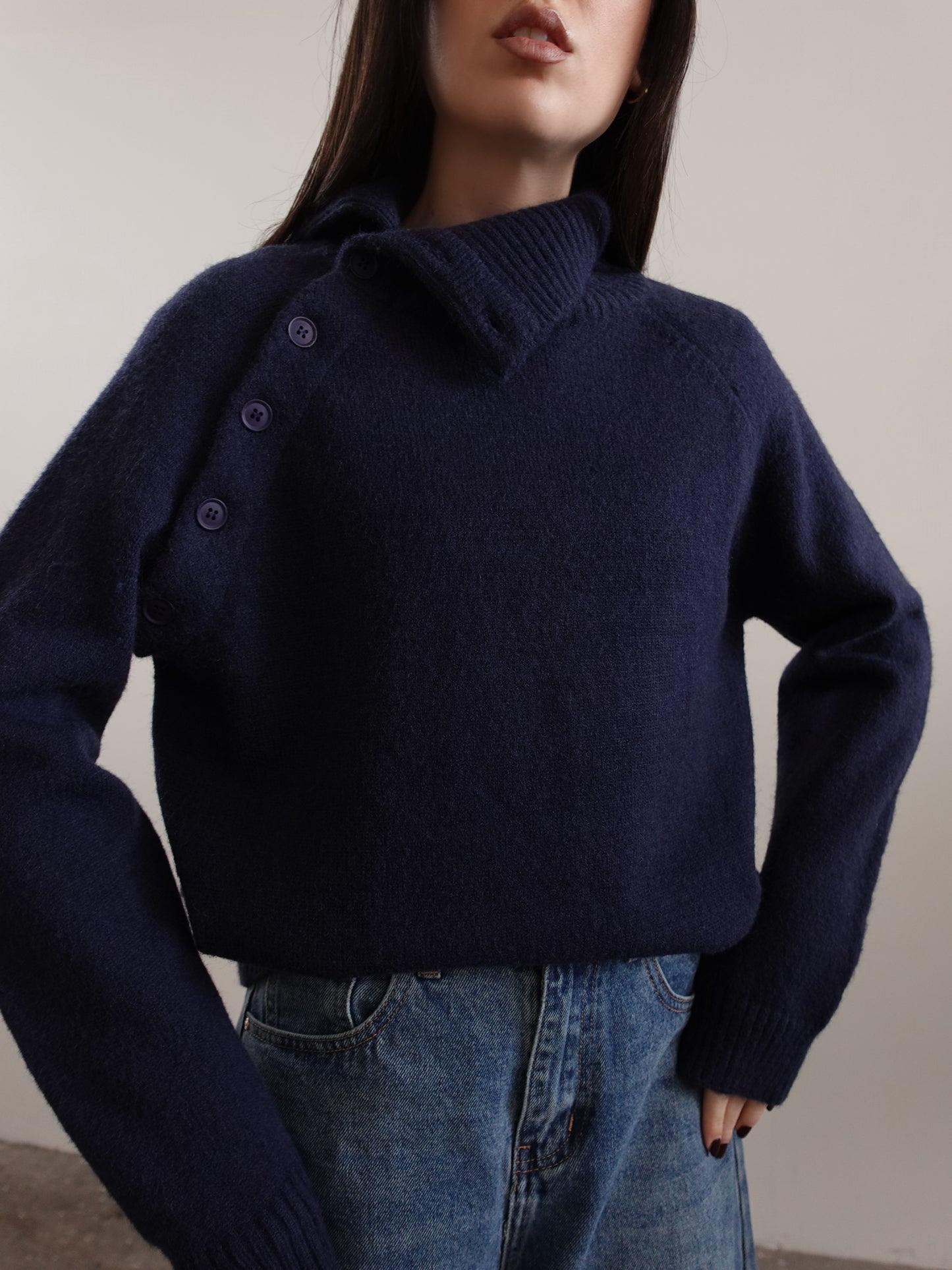 MAGLIONE COLLO ALTO CON BOTTONI (+ COLORI) 87736