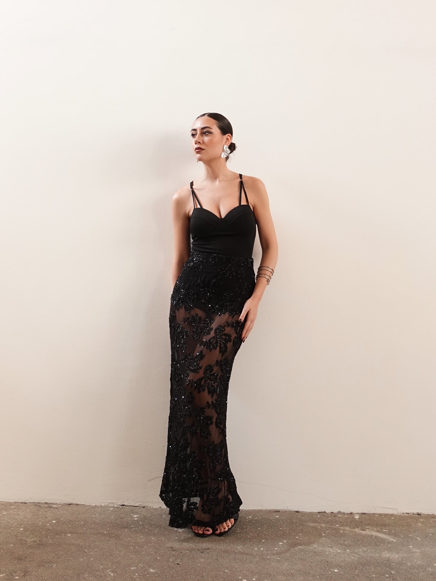 GONNA VELATA CON DETTAGLI IN PAILLETTES - NERO 26848