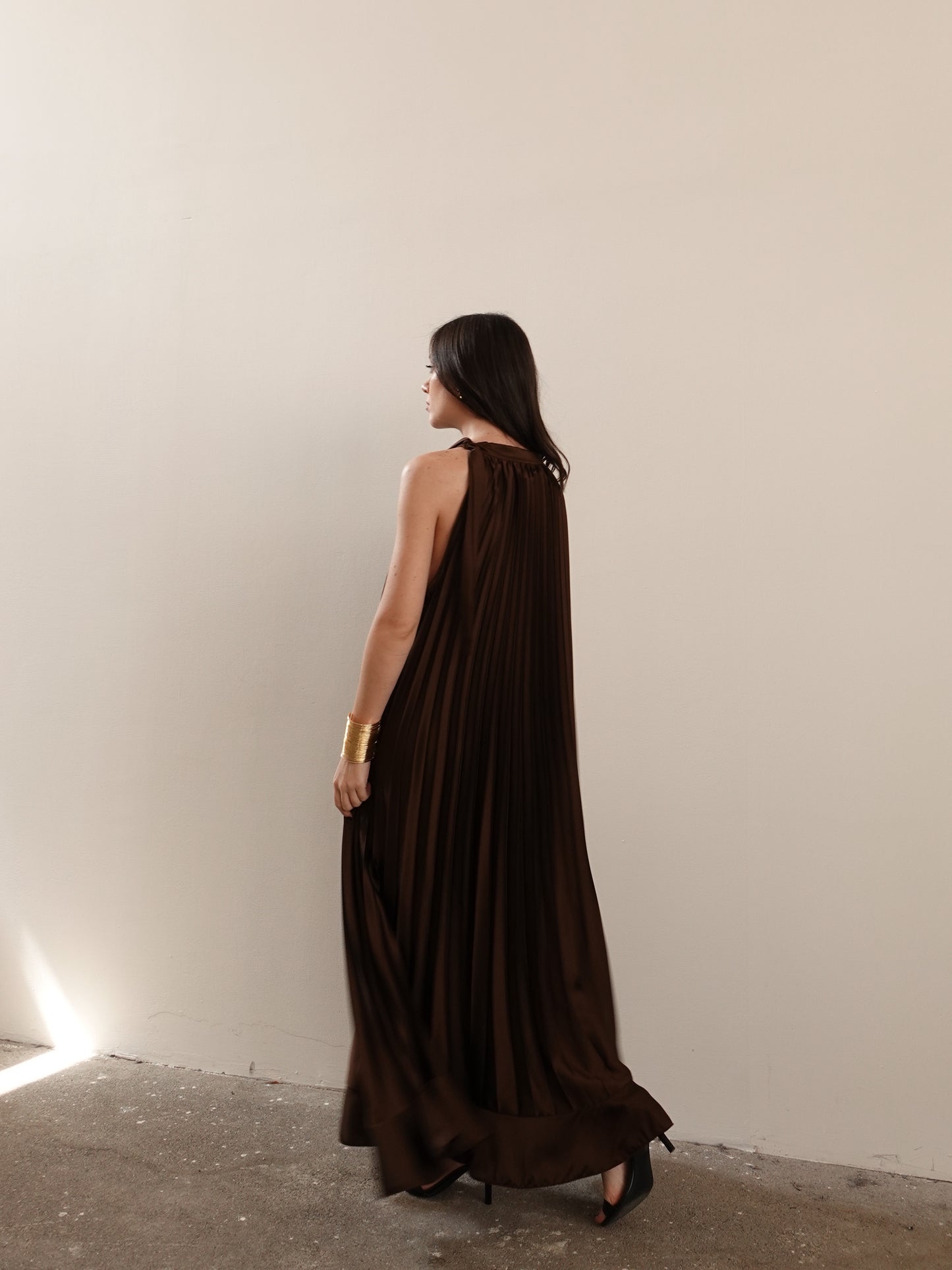 LONG DRESS PLISSETTATO - MARRONE 18752