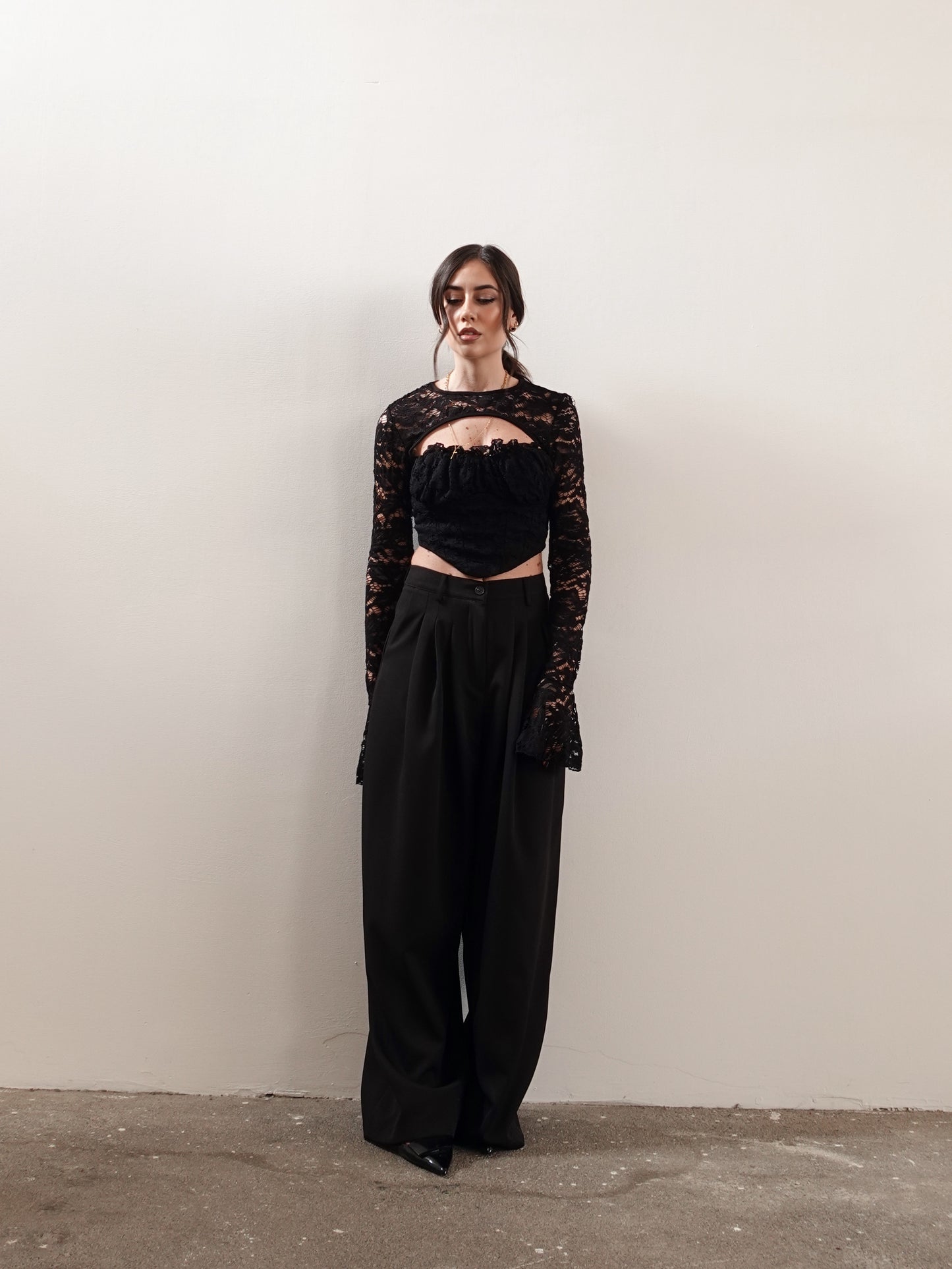 MAGLIA CUT OUT IN MACRAME - NERO 11464