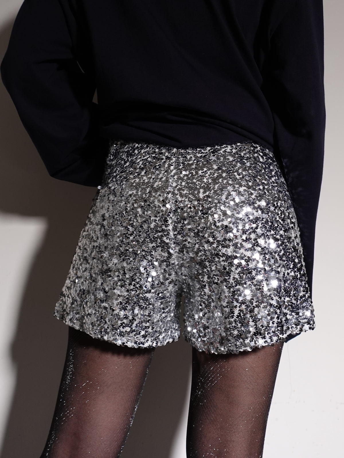 SHORTS CON PAILLETTES - ARGENTO 2255