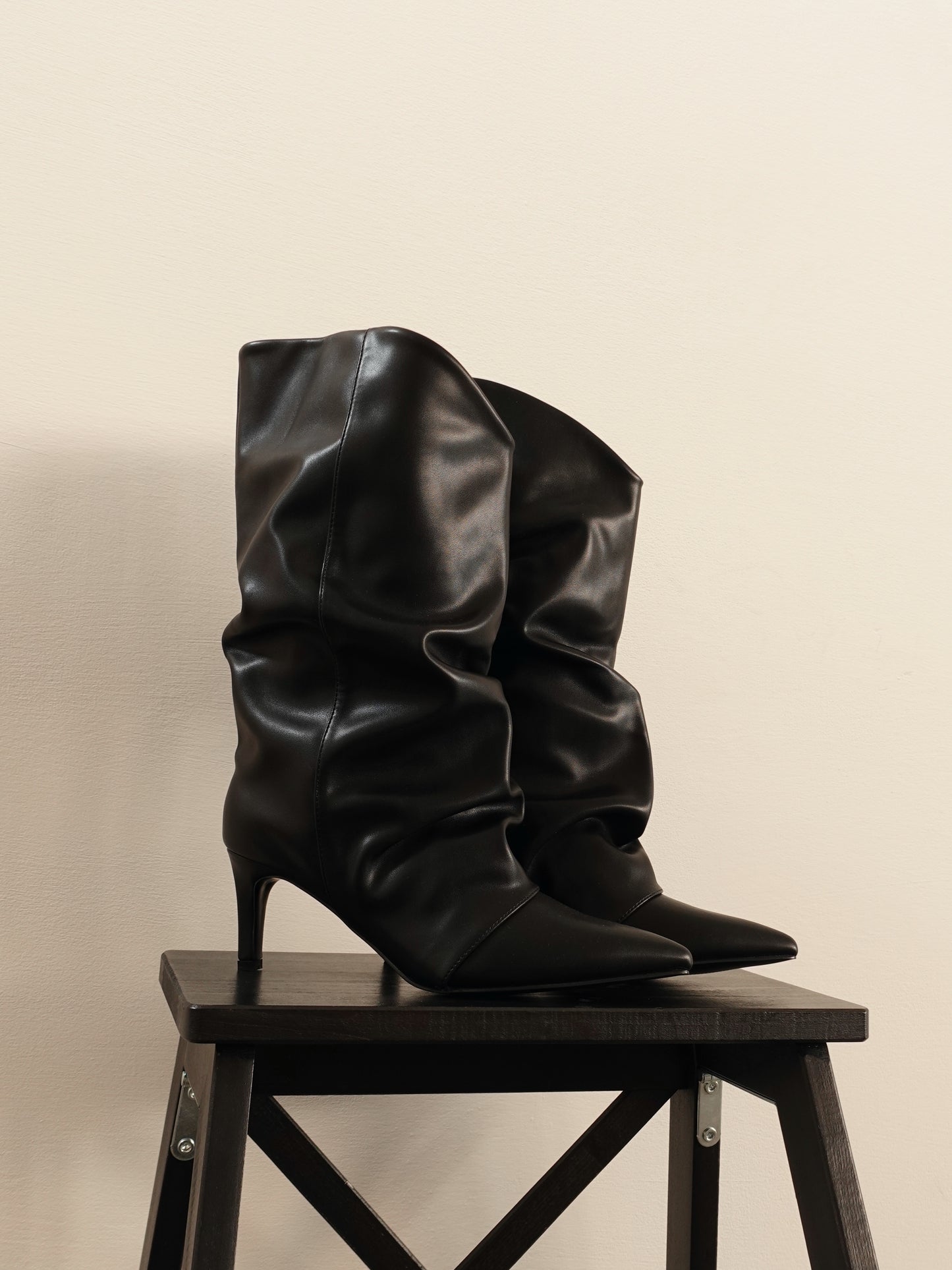 STIVALI SLOUCHY ALTEZZA MEDIA - NERO K56