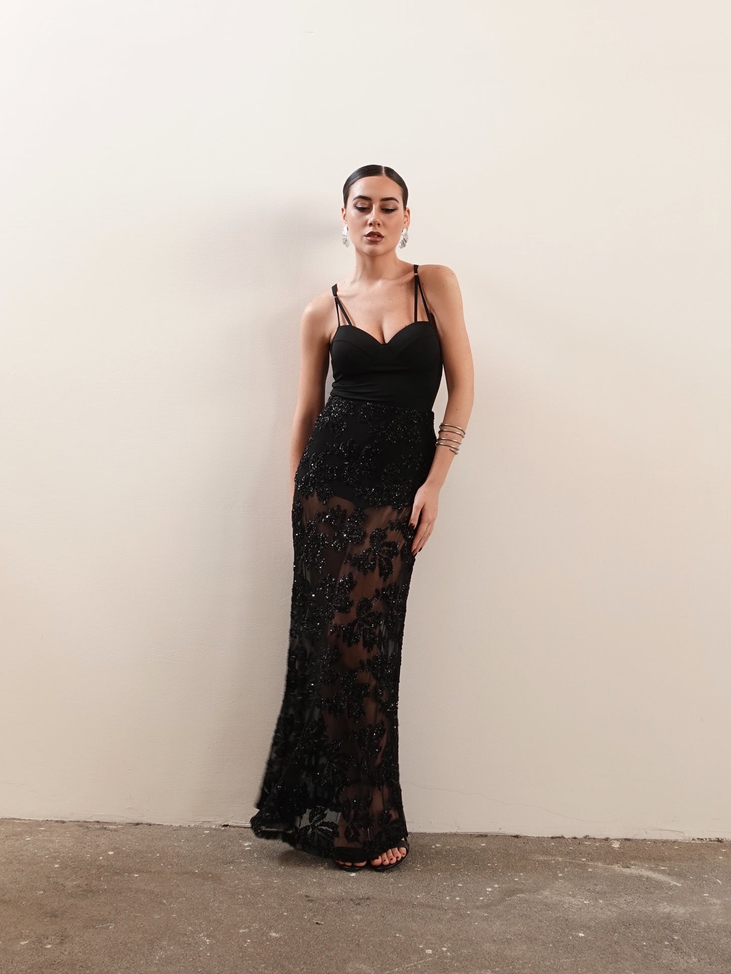 GONNA VELATA CON DETTAGLI IN PAILLETTES - NERO 26848