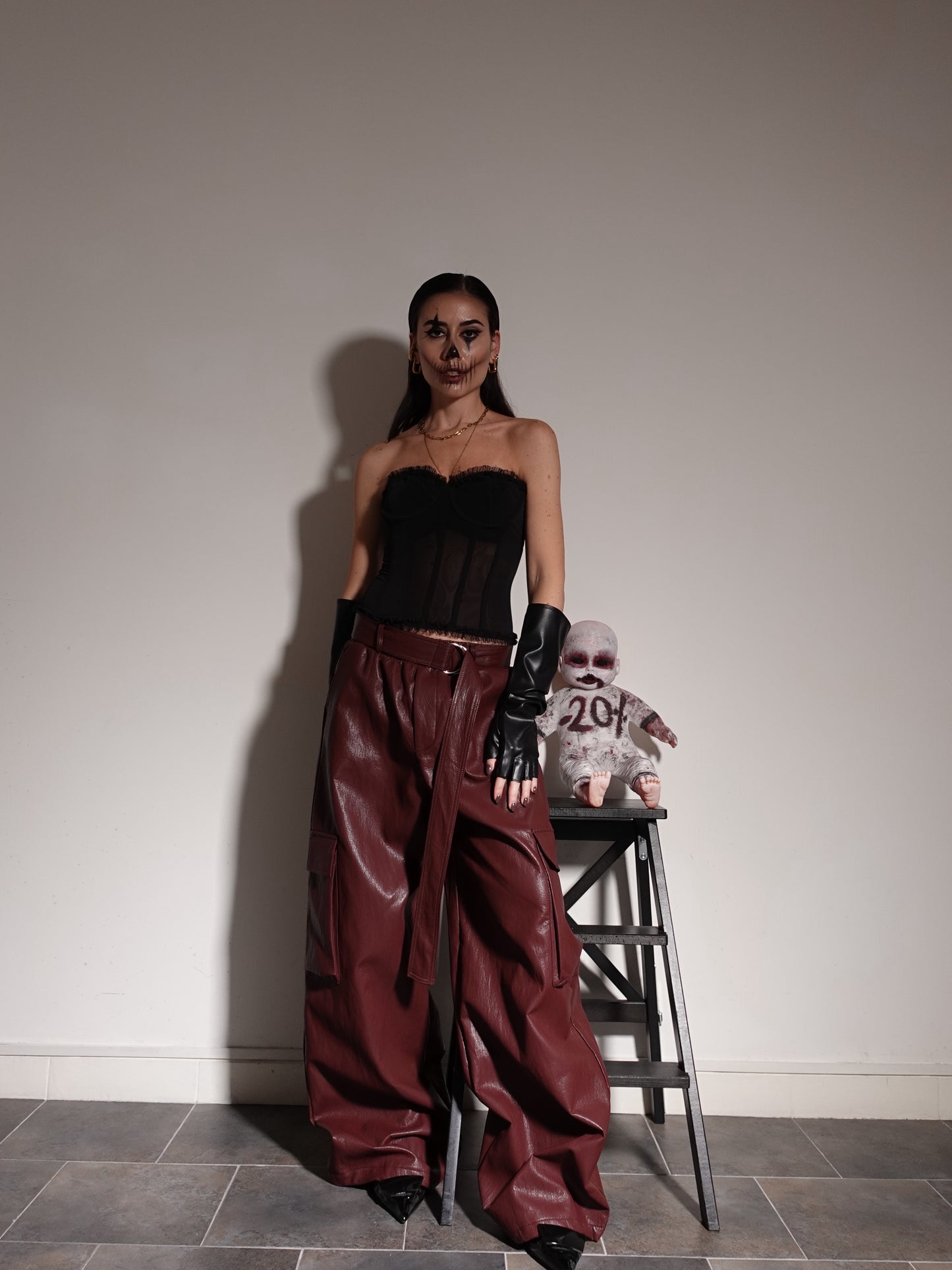 CORSETTO VELATO CON LACCI SUL RETRO - NERO 11867