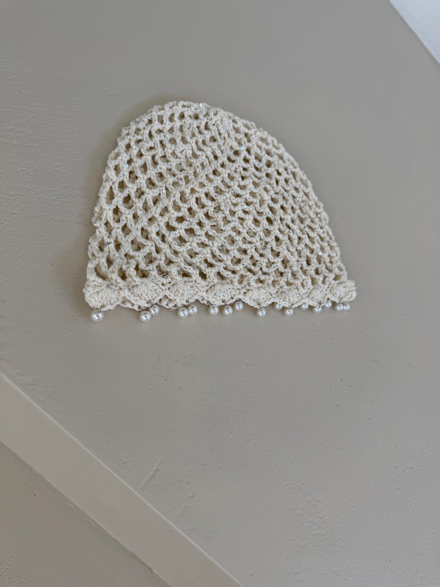 CUFFIETTA CROCHET CON PERLINE - BURRO