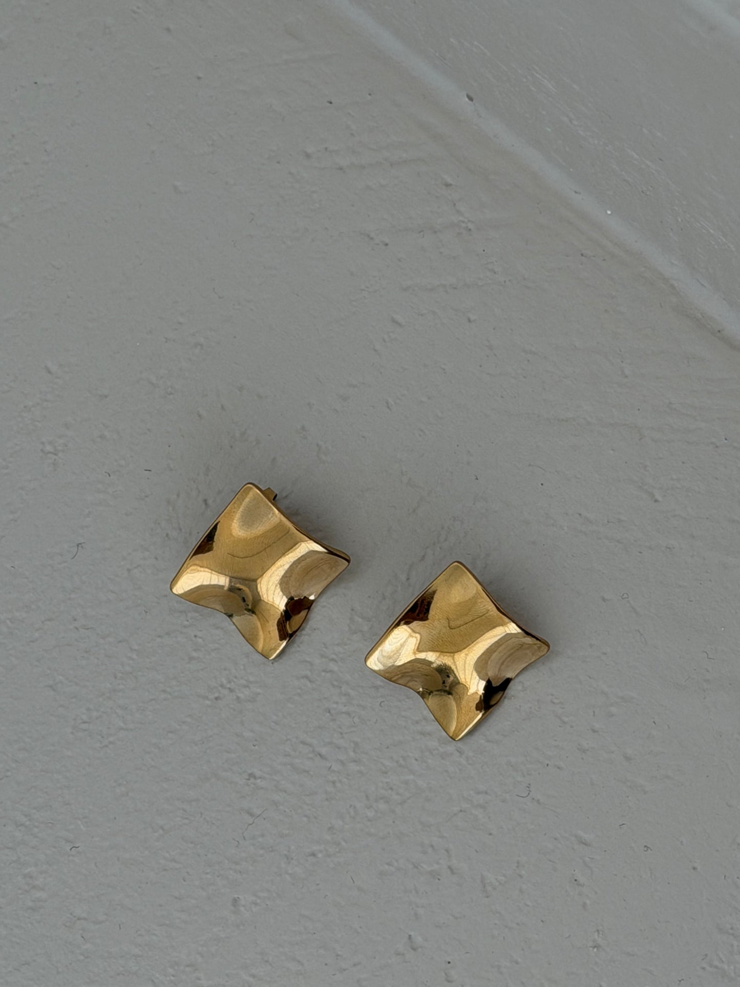 ORECCHINI WAVY SQUARE - ORO