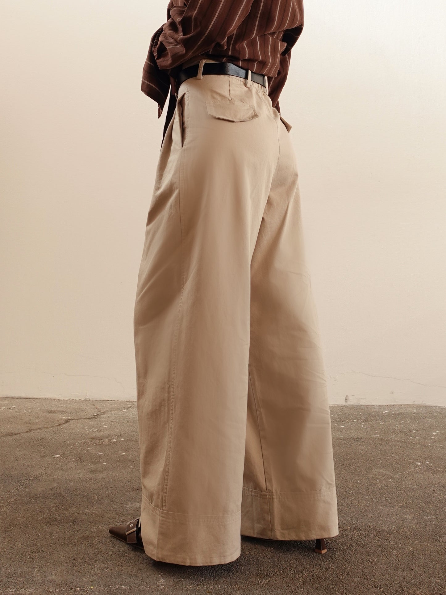 PANTALONI IN COTONE A PALAZZO CON CINTURA - BEIGE 14740