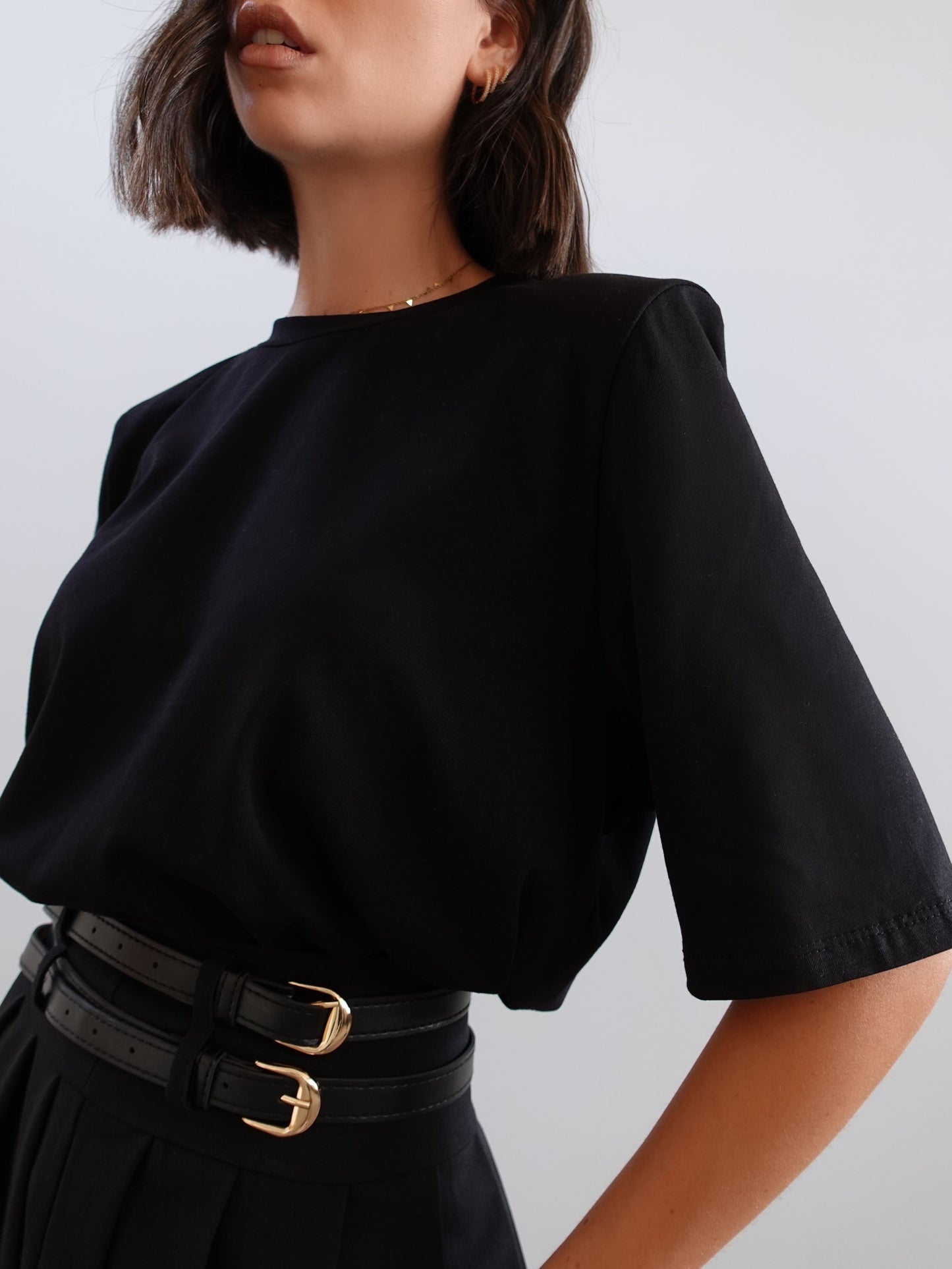 T-SHIRT BASIC CON SPALLINE - NERO 93755