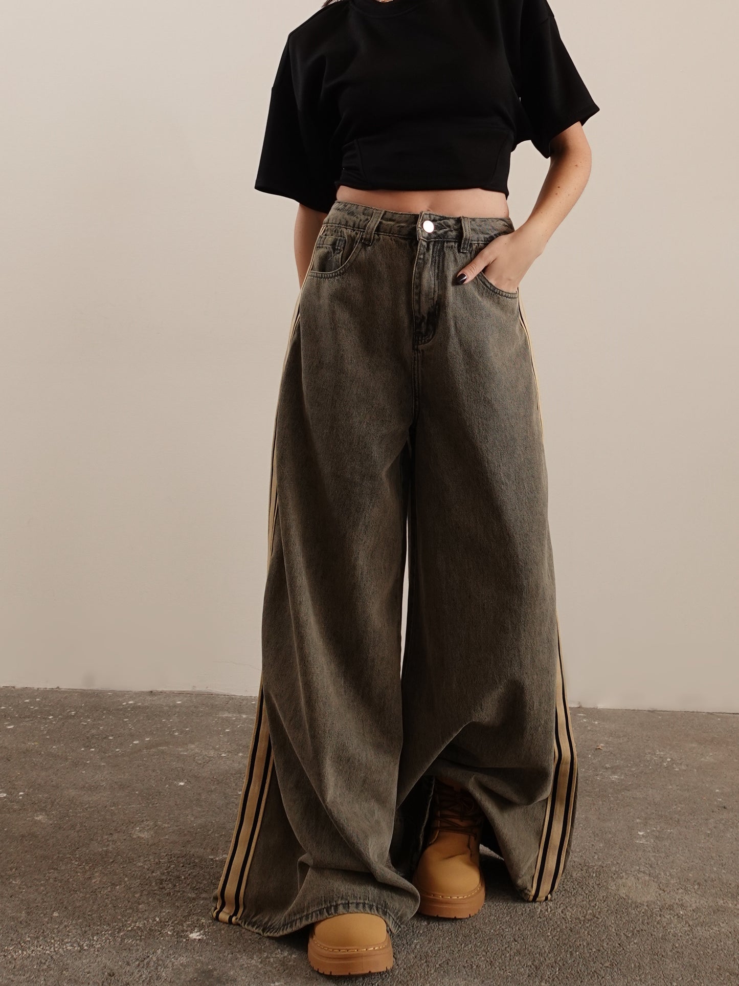 JEANS BAGGY CON BANDE LATERALI - BEIGE SABBIATO 32016