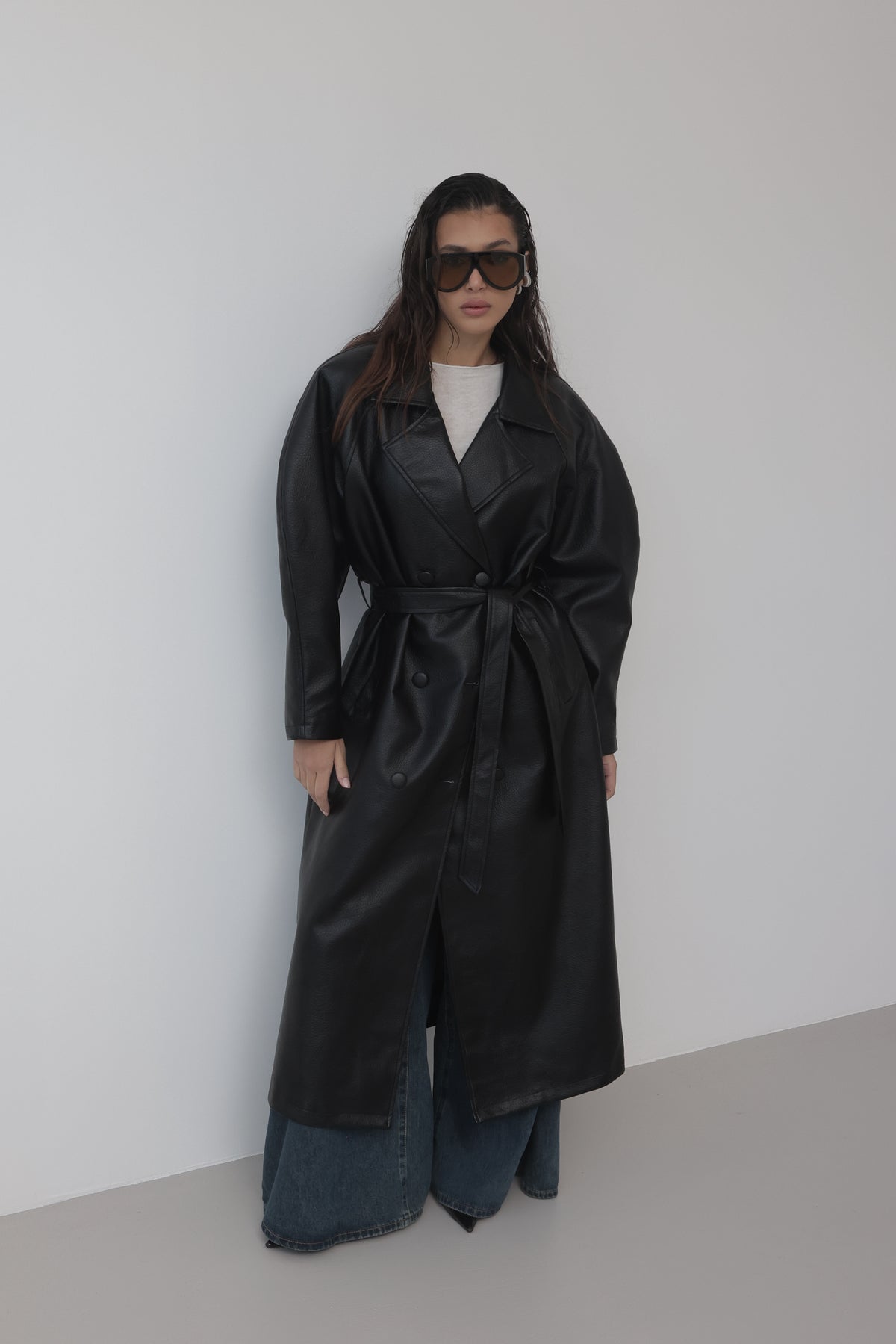 TRENCH LUNGO IN ECOPELLE CON MANICA BALLOON - NERO 9025