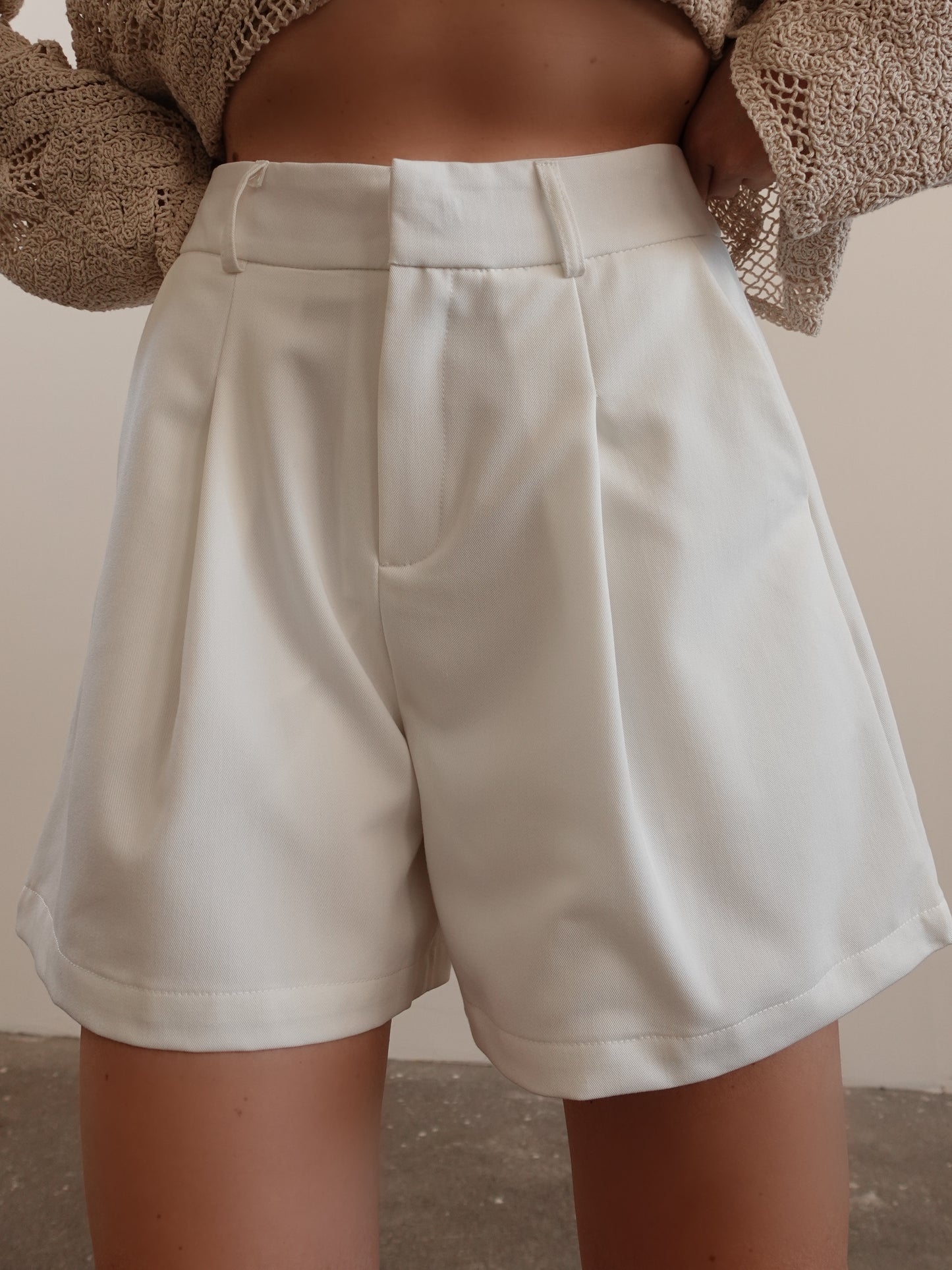 BERMUDA CLASSIC CON PINCES - BIANCO 13694