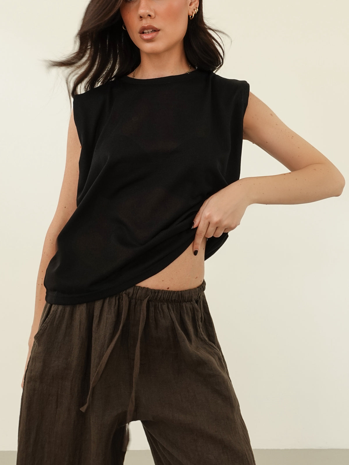 MAGLIA SEMI-TRASPARENTE GIROMANICHE - NERO 5717