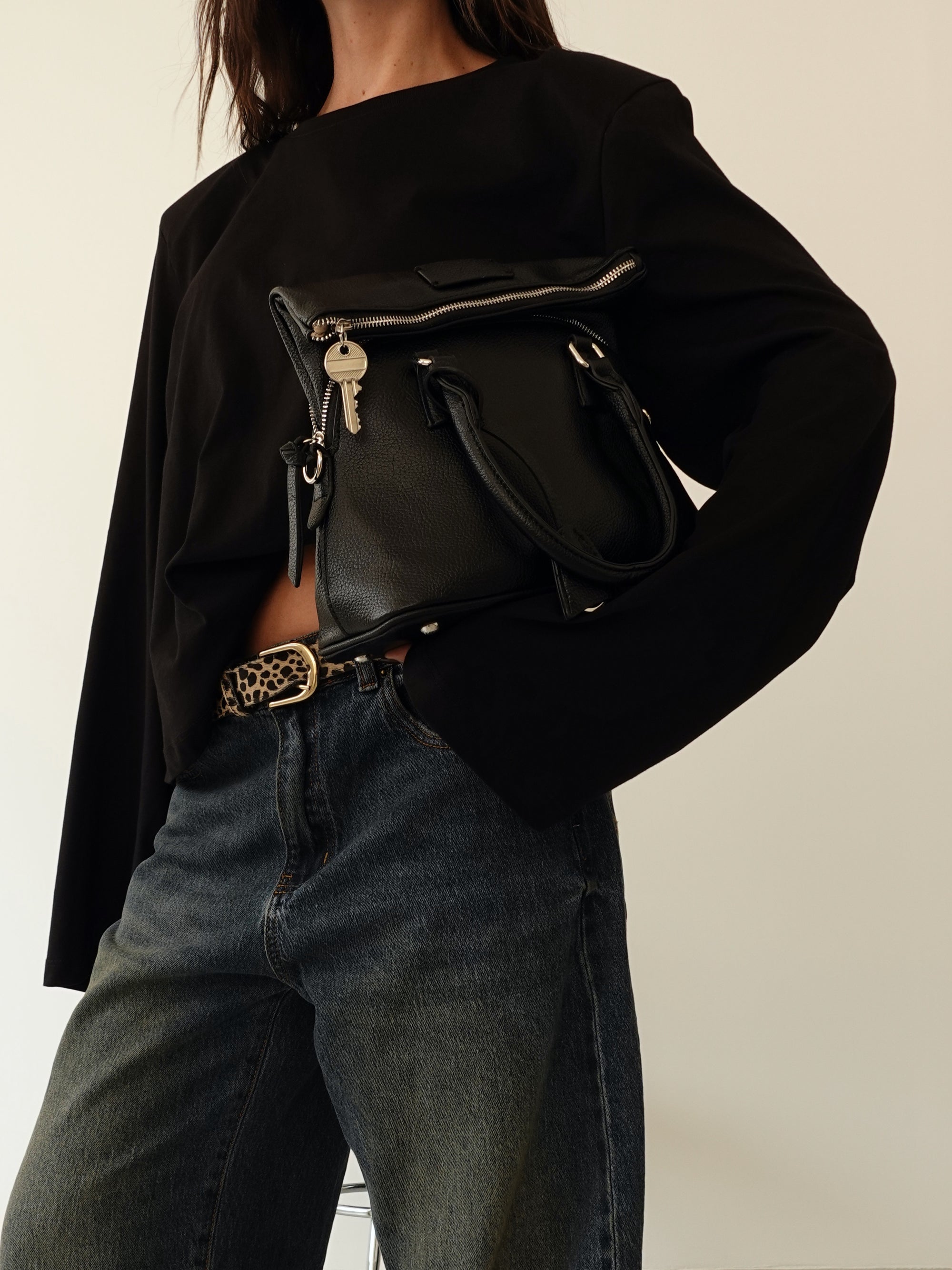 BAULETTO STRUTTURATO CON DOPPIO MANICO - NERO