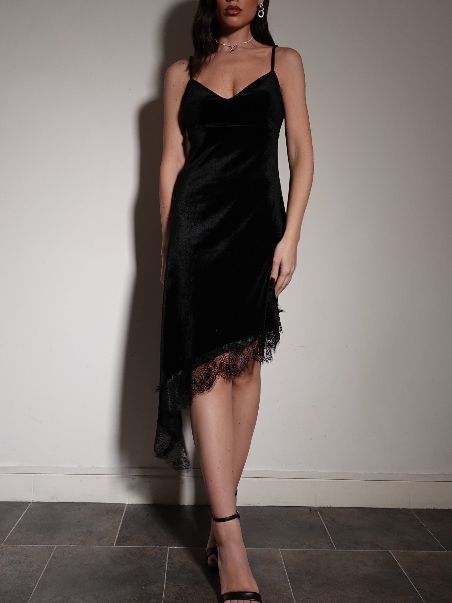 VESTITO LINGERIE CON SCHIENA SCOPERTA - NERO 10490