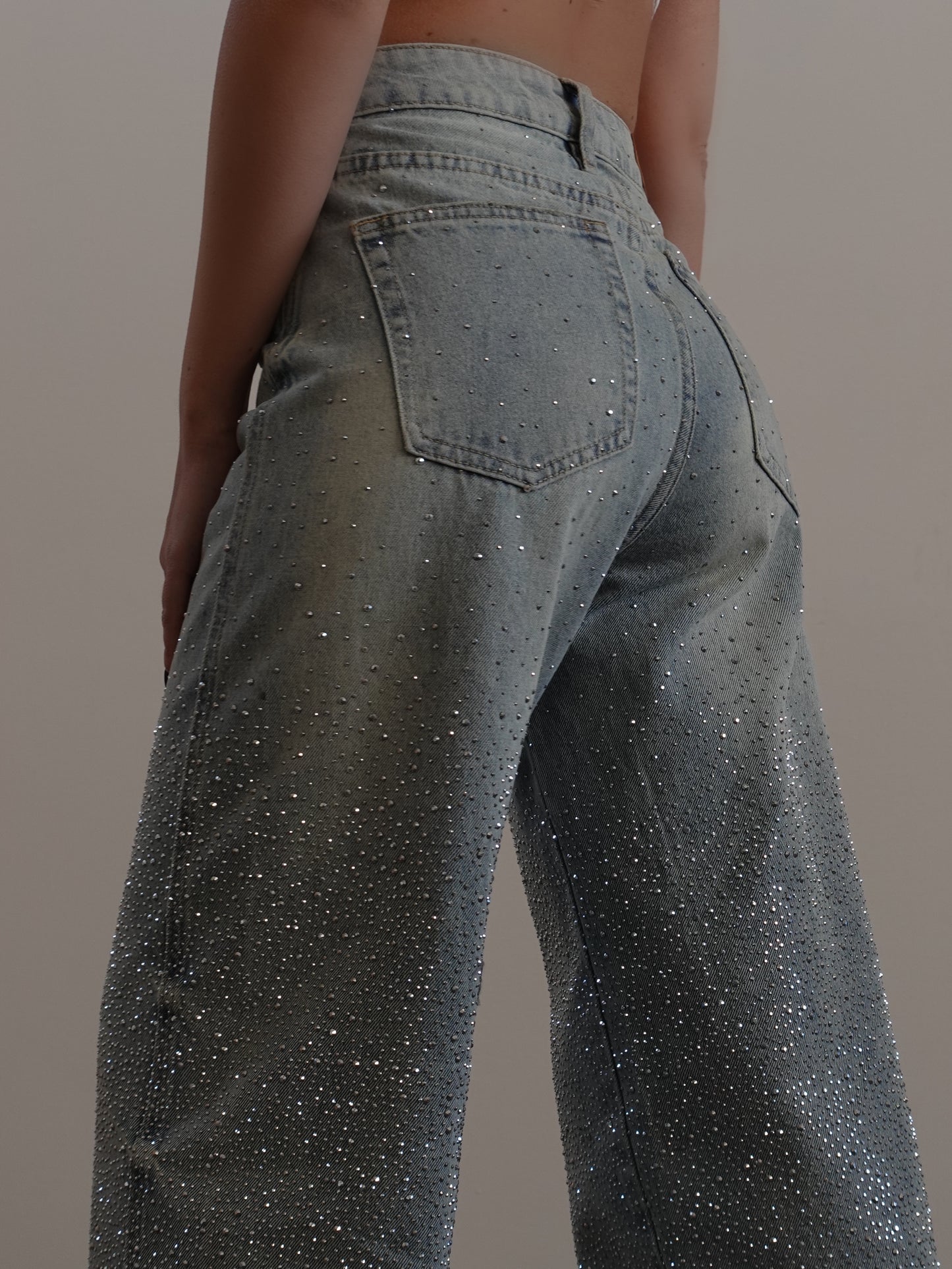 JEANS BAGGY CON STRASS - DENIM CHIARO SABBIATO A3349