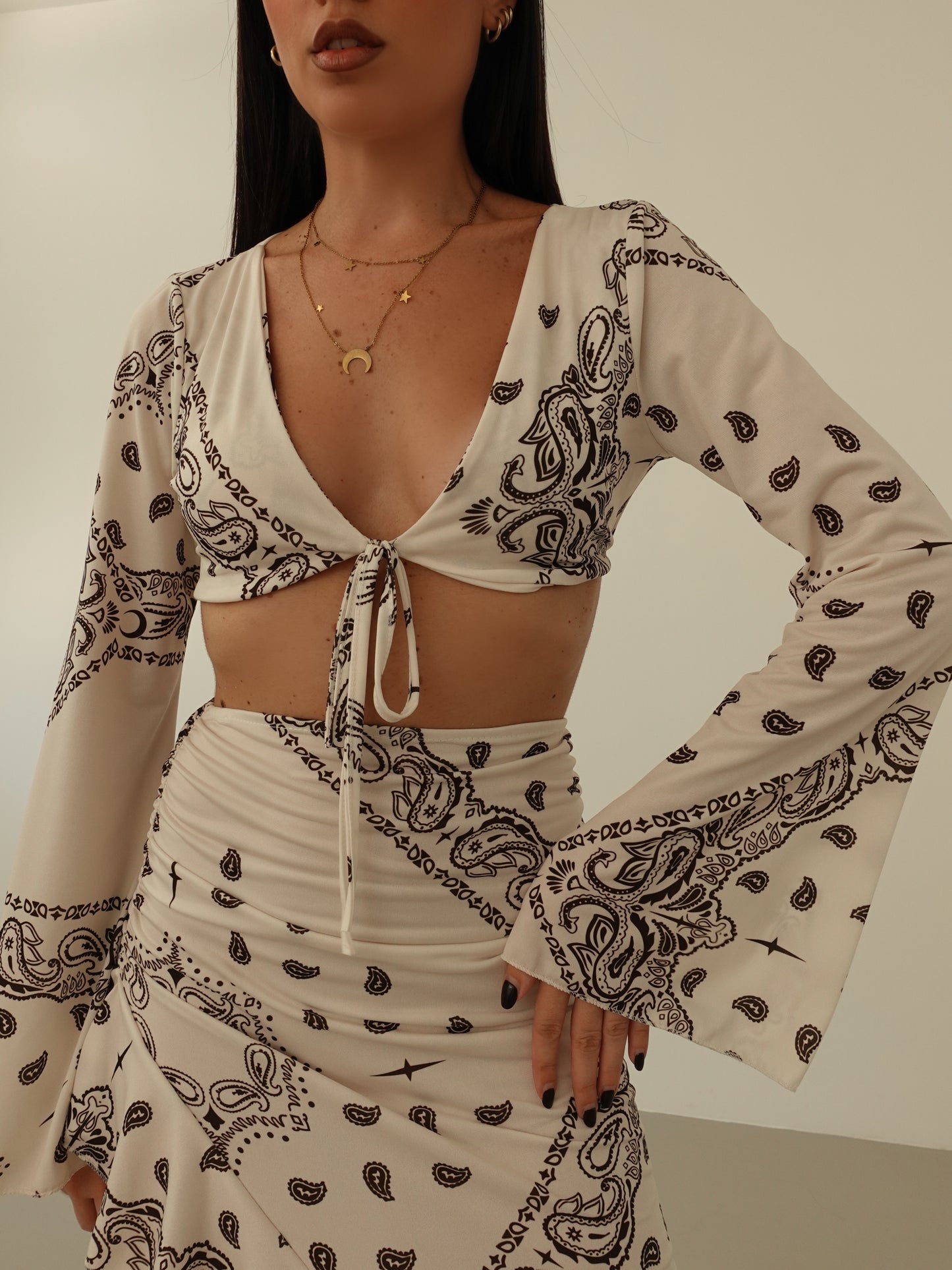 COORDINATO BANDANA CON GONNA ASIMMETRICA - PANNA 6636