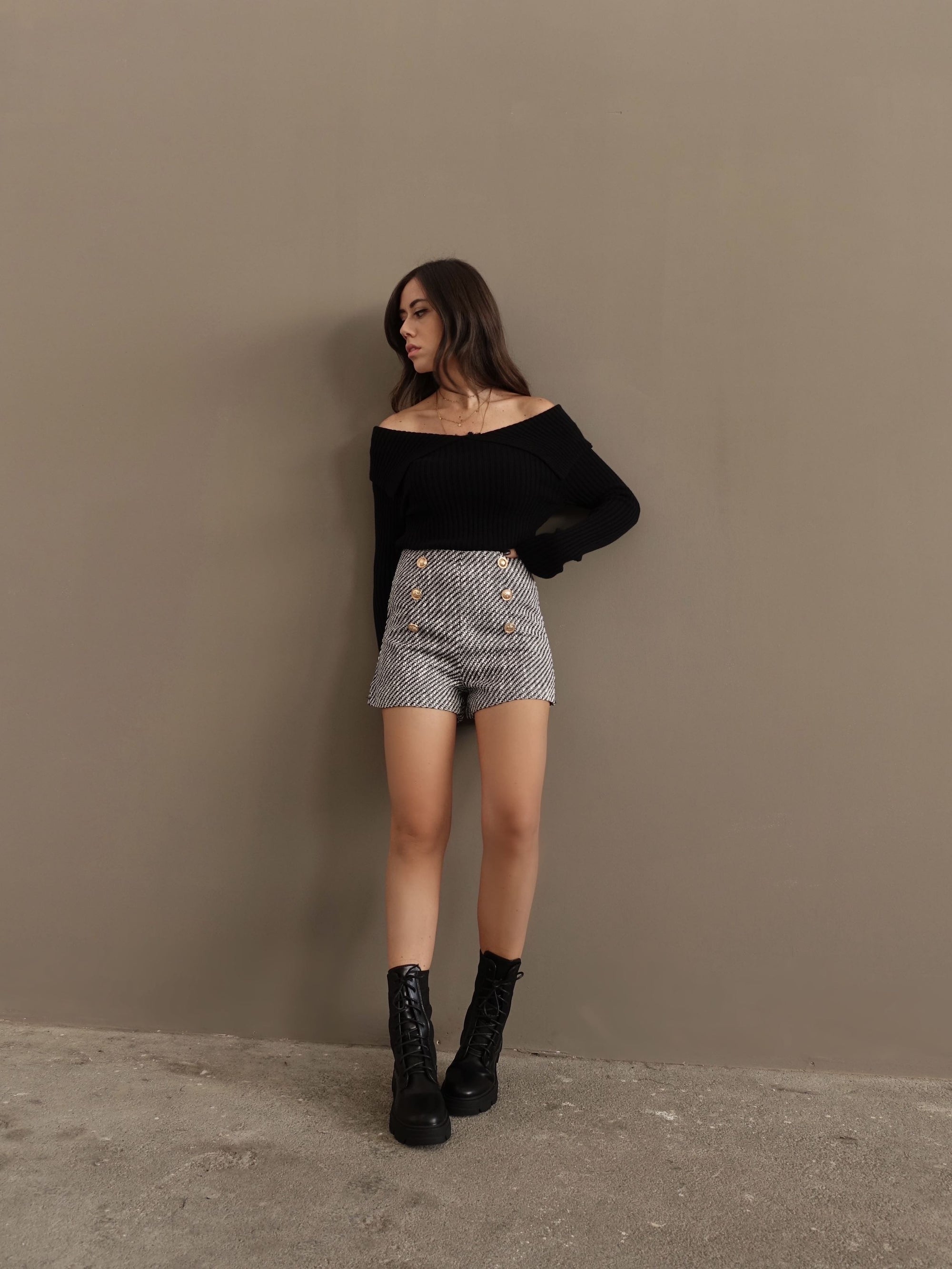 SHORTS IN TWEED CON BOTTONI ORO - BIANCO-NERO 4935