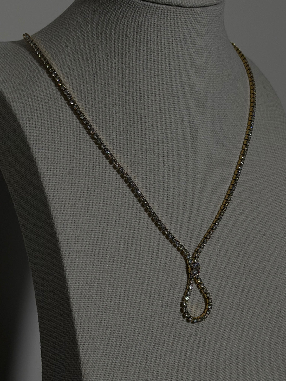 CHOKER BERGEN - ORO