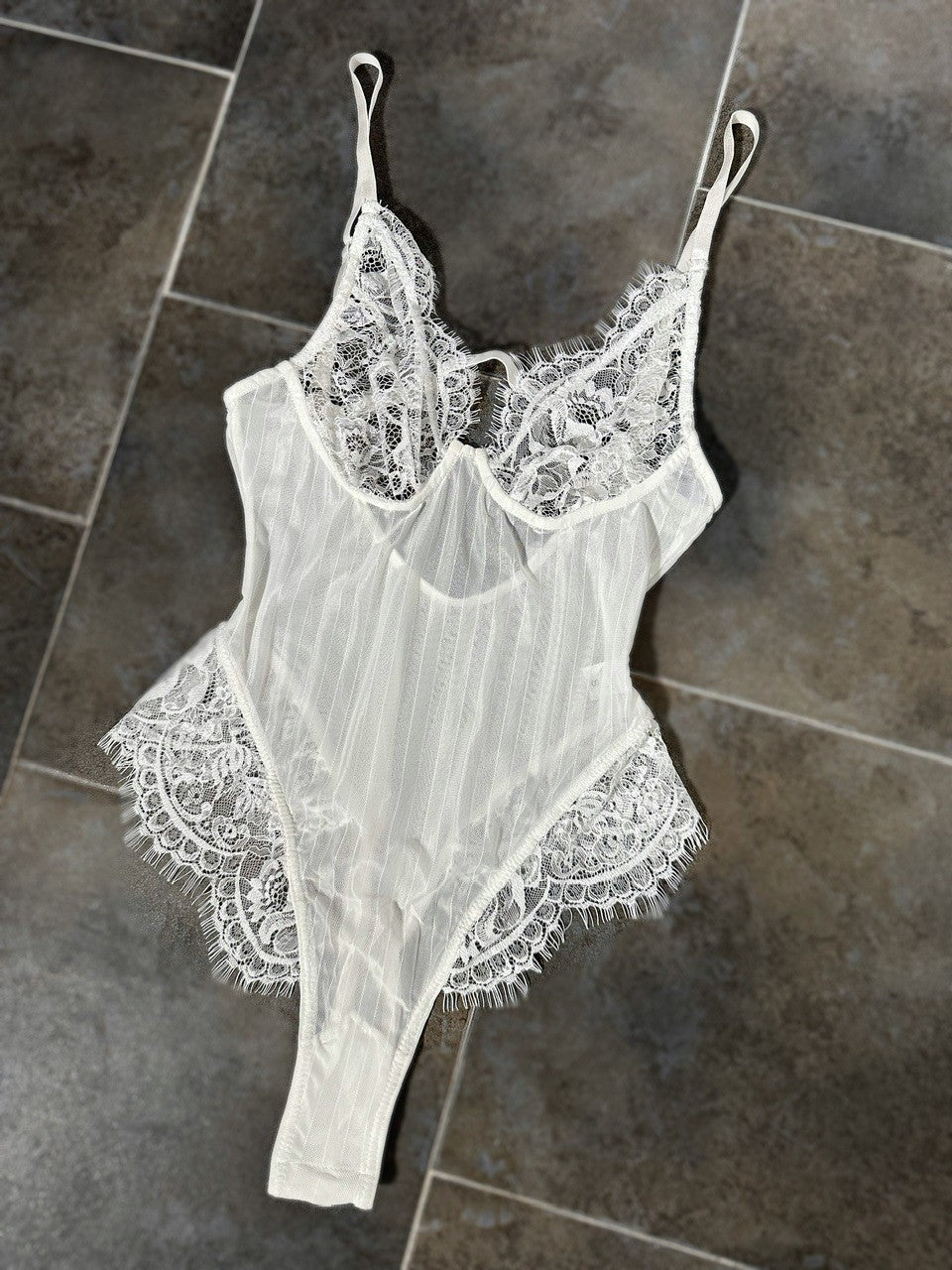 BODY IN PIZZO - BIANCO 3081