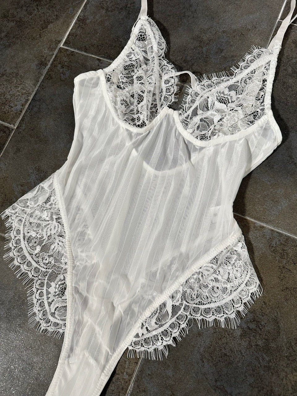 BODY IN PIZZO - BIANCO 3081