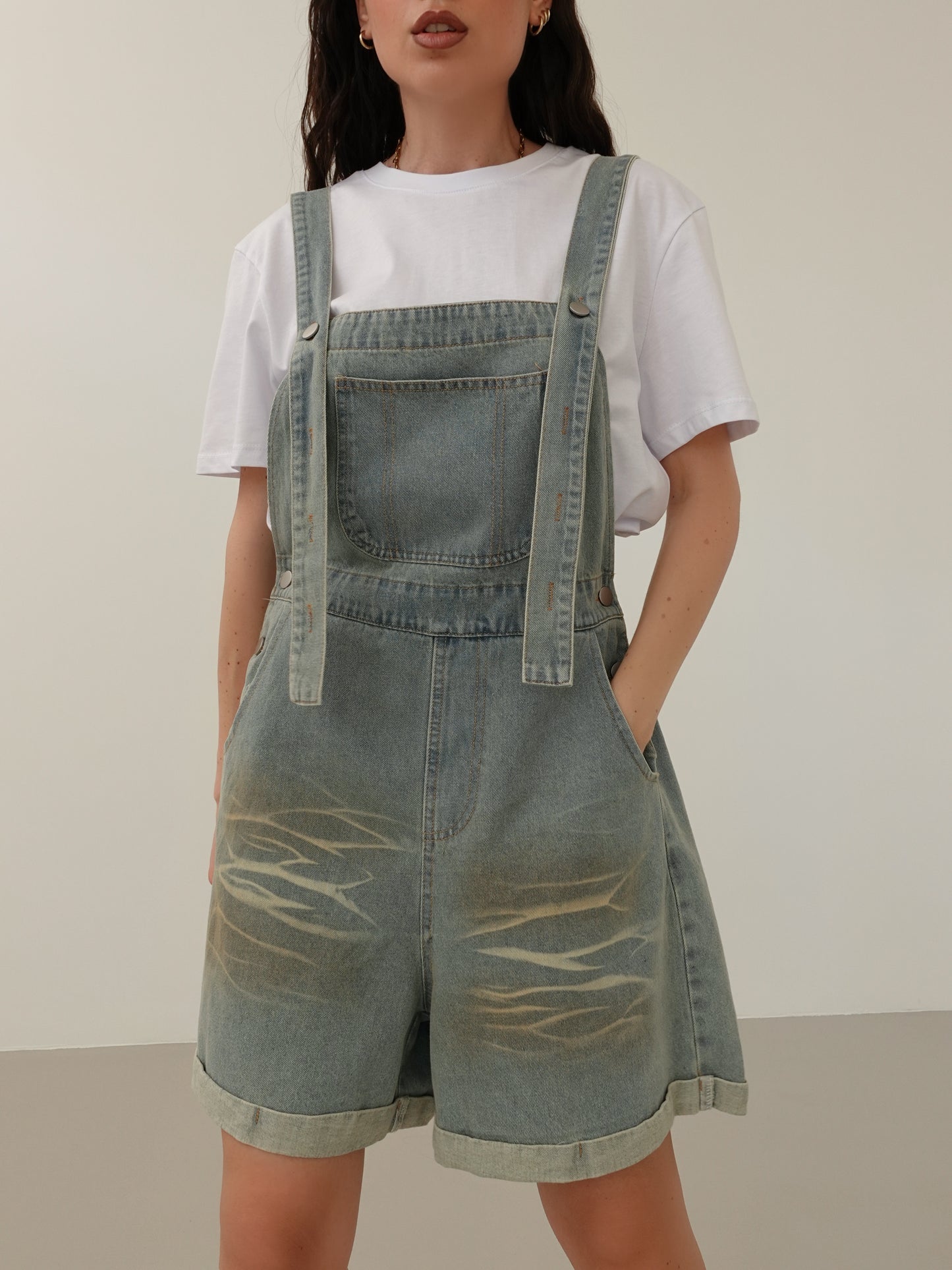 SALOPETTE IN DENIM SABBIATO - LAVAGGIO CHIARO 2717