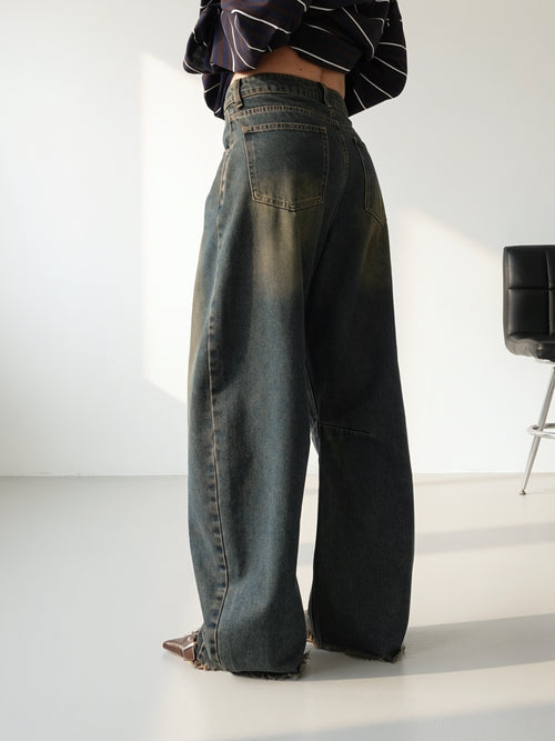 JEANS SABBIATO BALLOON FIT CON FONDO SFRANGIATO - DENIM SCURO 32265