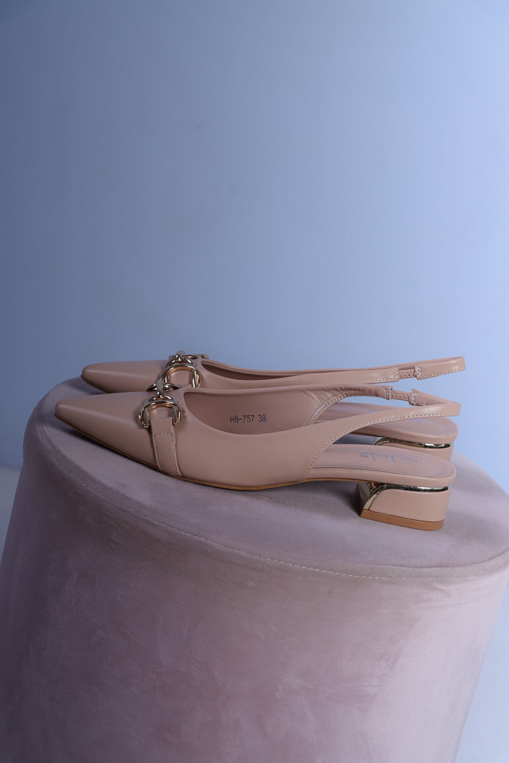 SLINGBACK CON FIBBIA ORO - NUDE 757