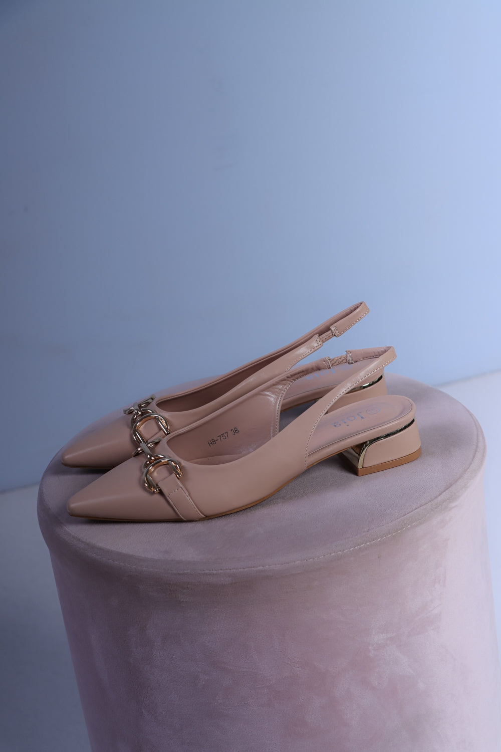 SLINGBACK CON FIBBIA ORO - NUDE 757