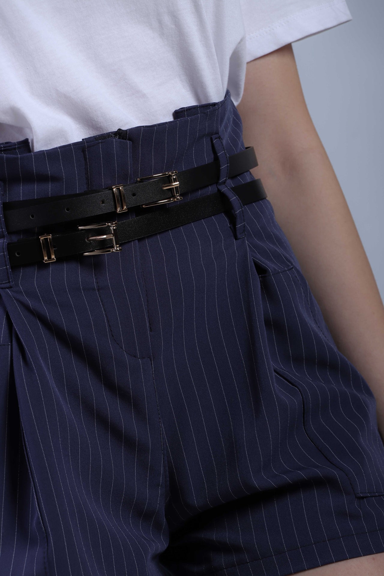 SHORTS GESSATI CON CINTURINI - BLU 30887