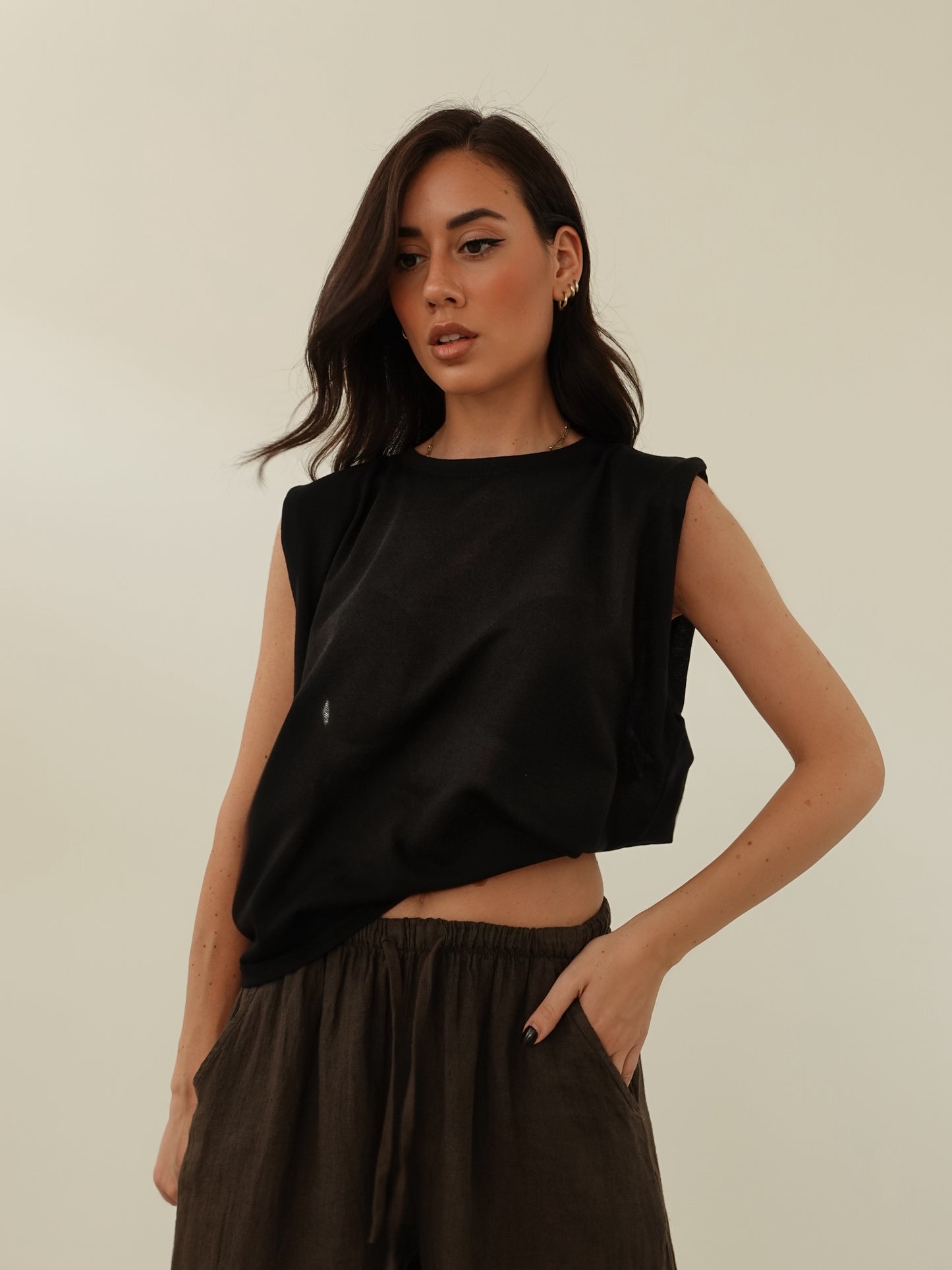 MAGLIA SEMI-TRASPARENTE GIROMANICHE - NERO 5717