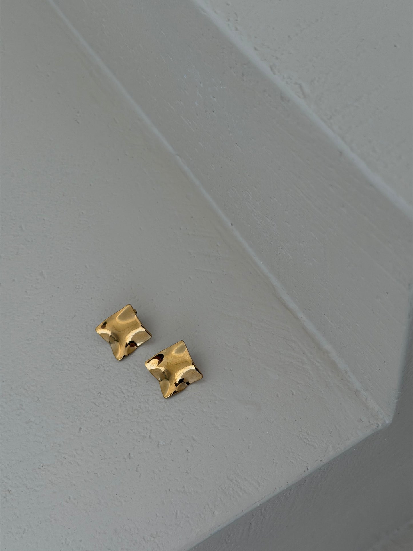 ORECCHINI WAVY SQUARE - ORO