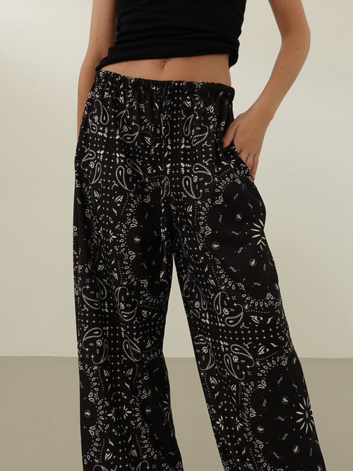 PANTALONI LEGGERI FANTASY - NERO 006414