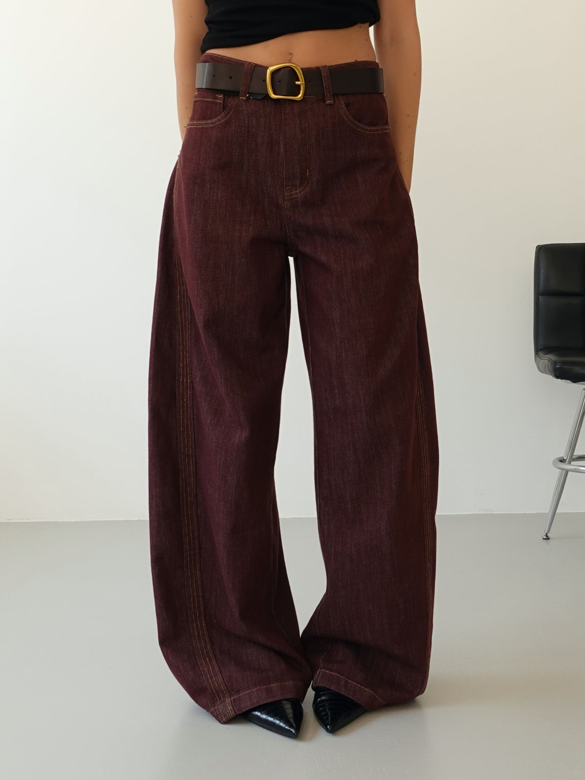 JEANS BALLOON COLOR CON CINTURA - BURGUNDY 32630