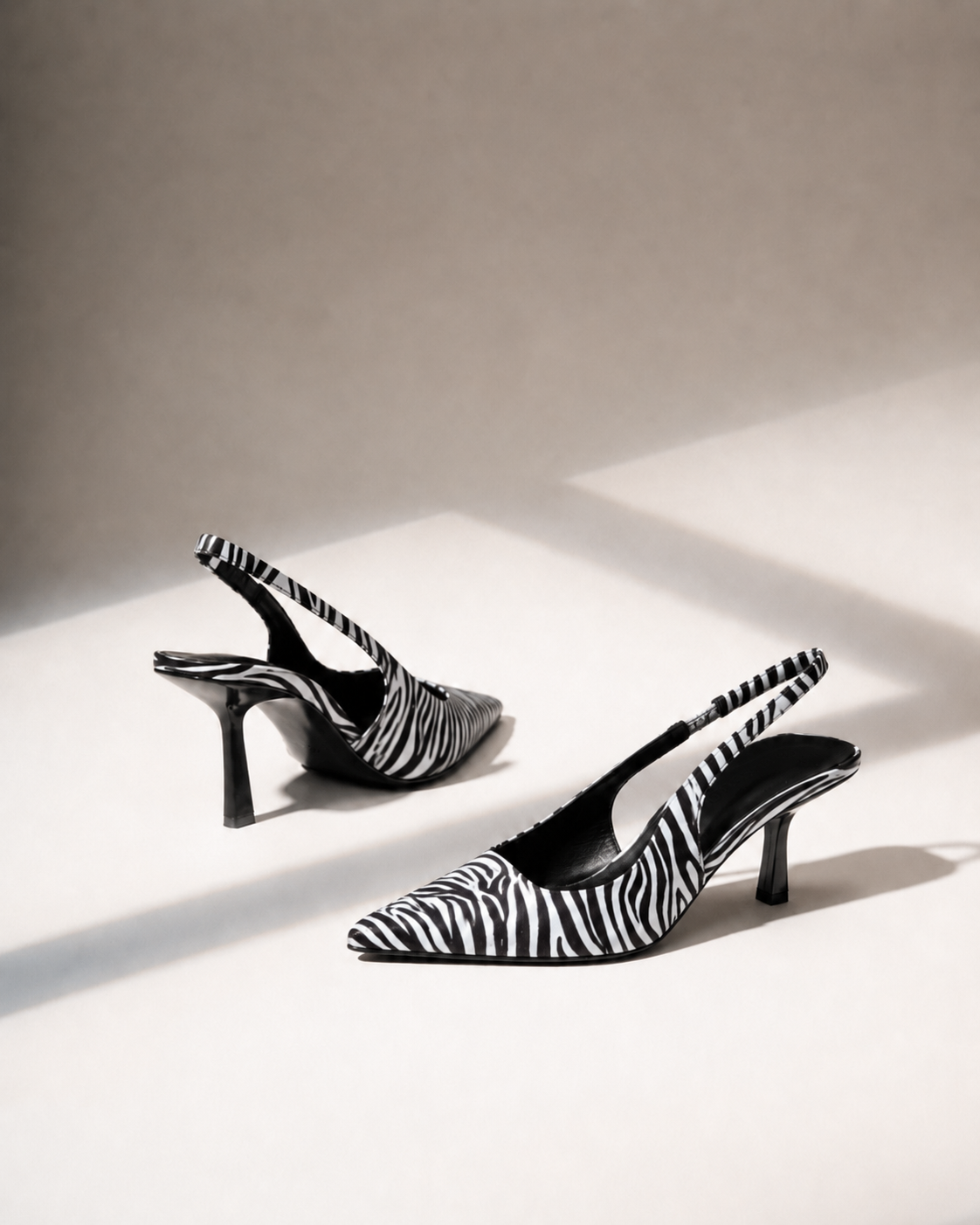 SLINGBACK ZEBRATA - BIANCO/NERO L8190