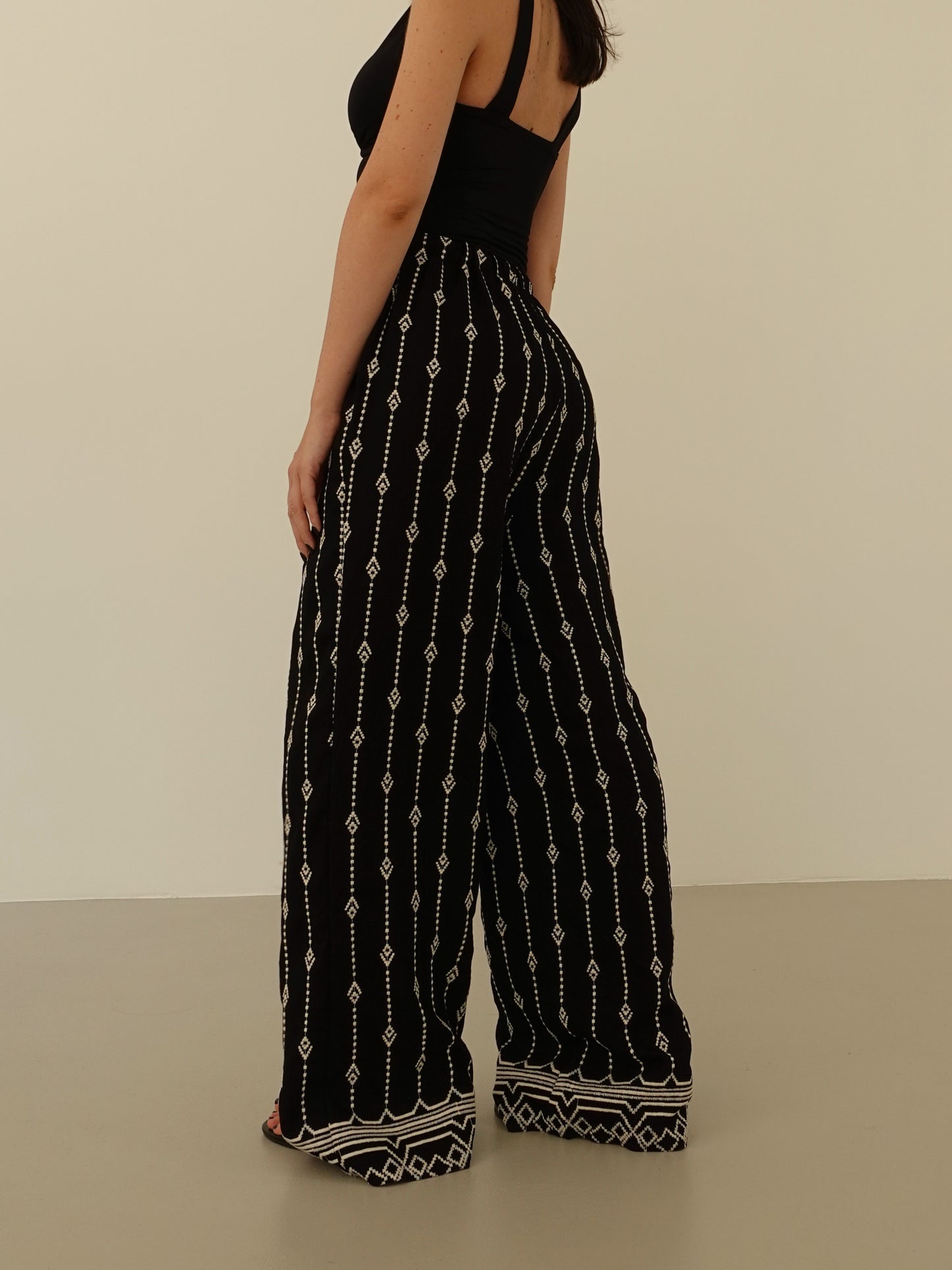 PANTALACCIO MAYA - NERO 19522