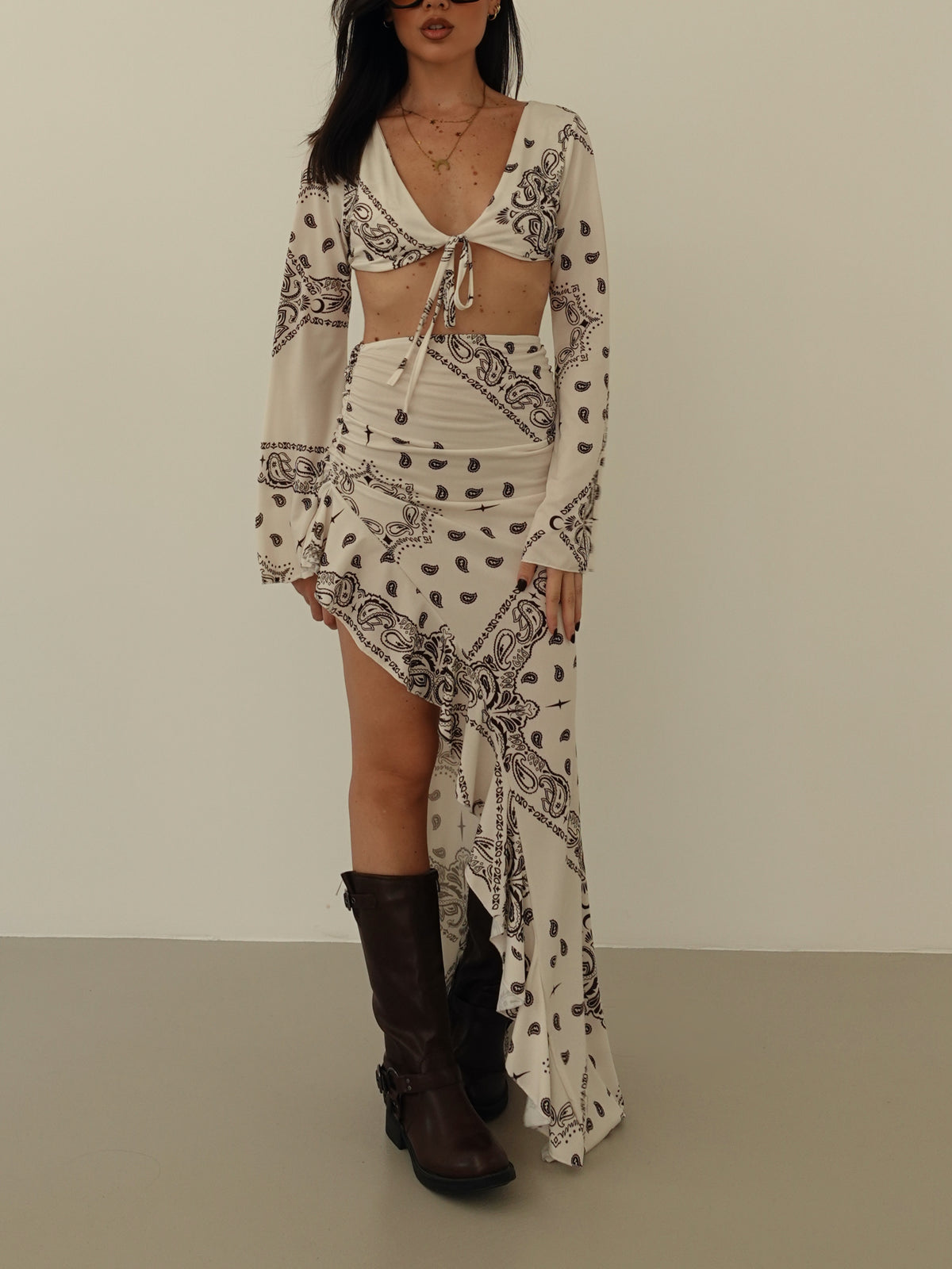 COORDINATO BANDANA CON GONNA ASIMMETRICA - PANNA 6636