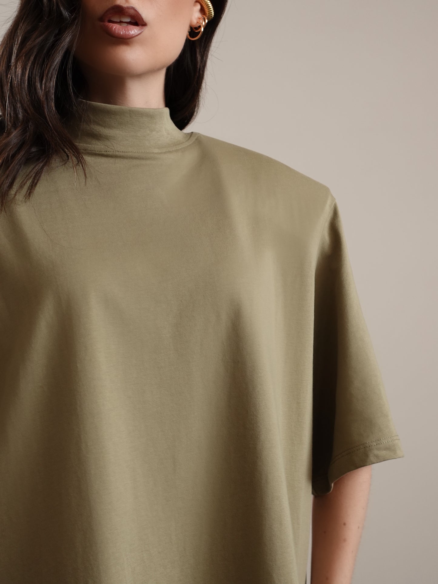 T-SHIRT GILDA CON SPALLINE - VERDE