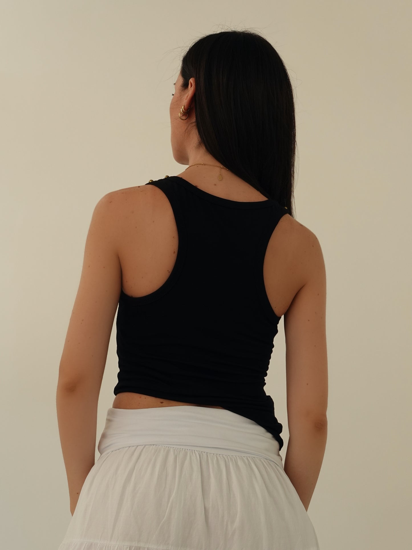 CANOTTA CON BORCHIE - NERO 97558