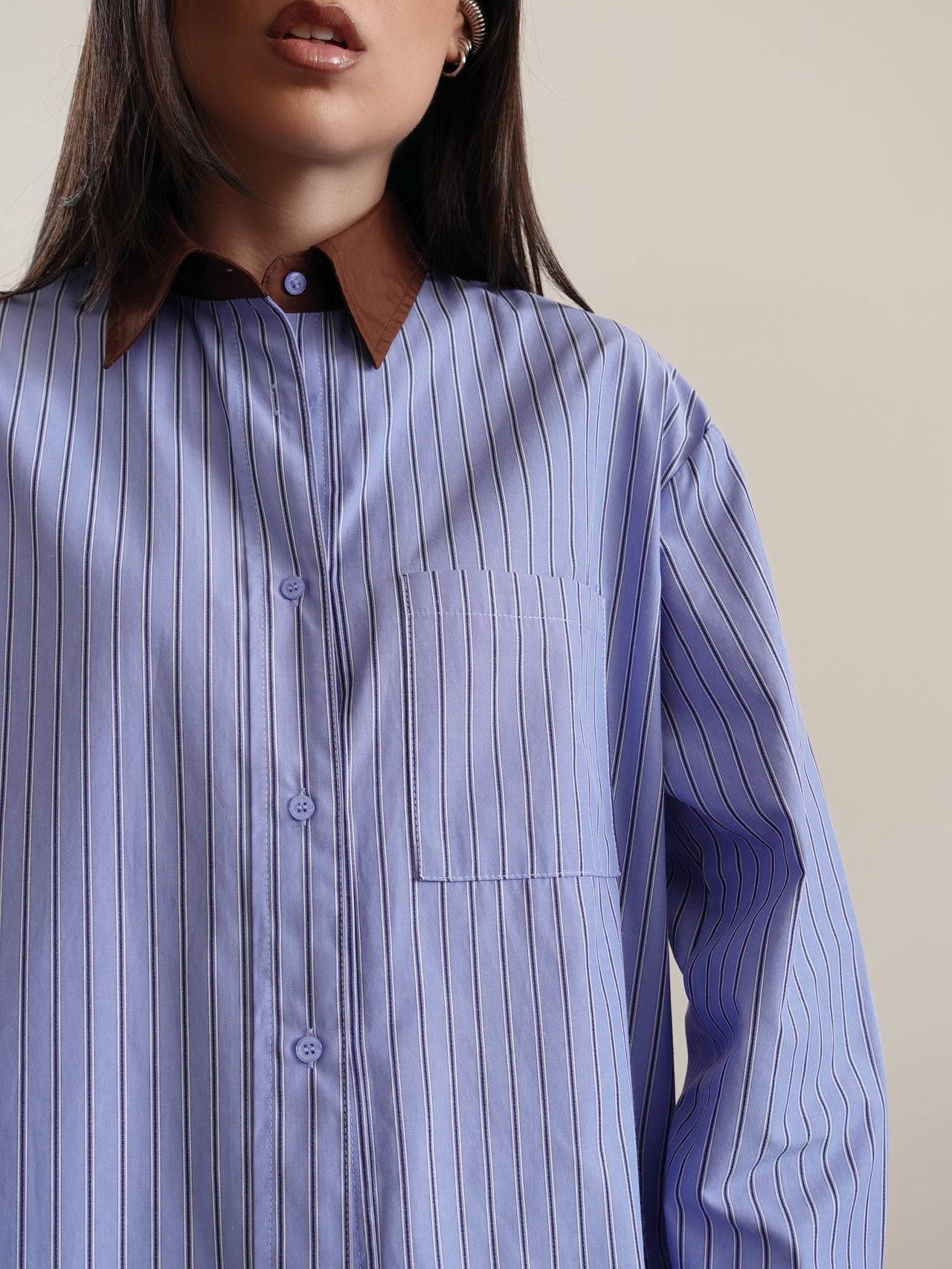 CAMICIA A RIGHE CON COLLETTO A CONTRASTO - AZZURRO/MARRONE 5073