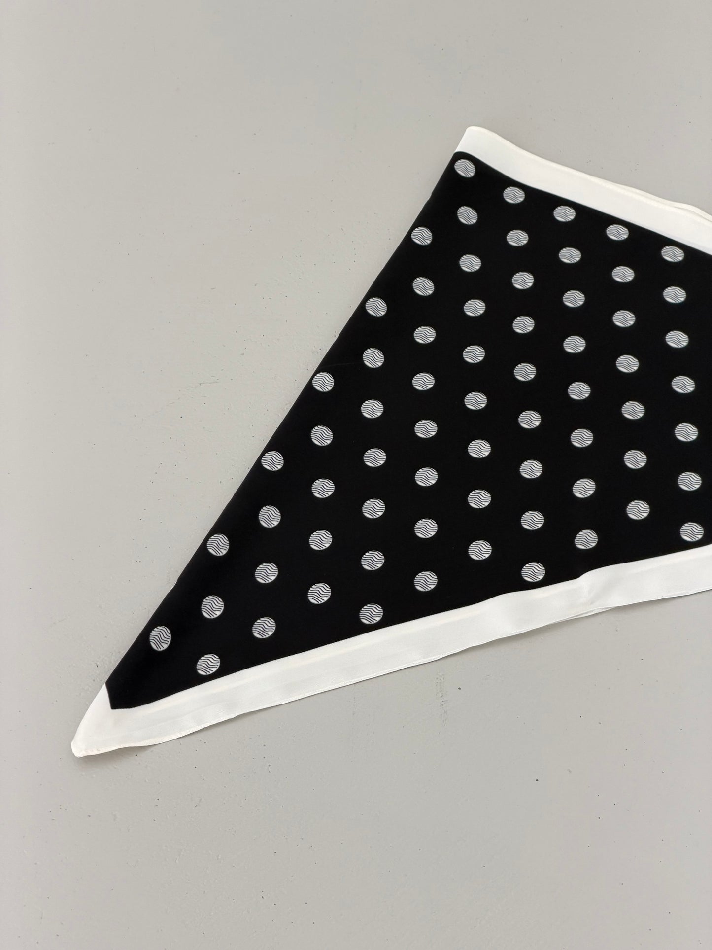 FOULARD A POIS - NERO