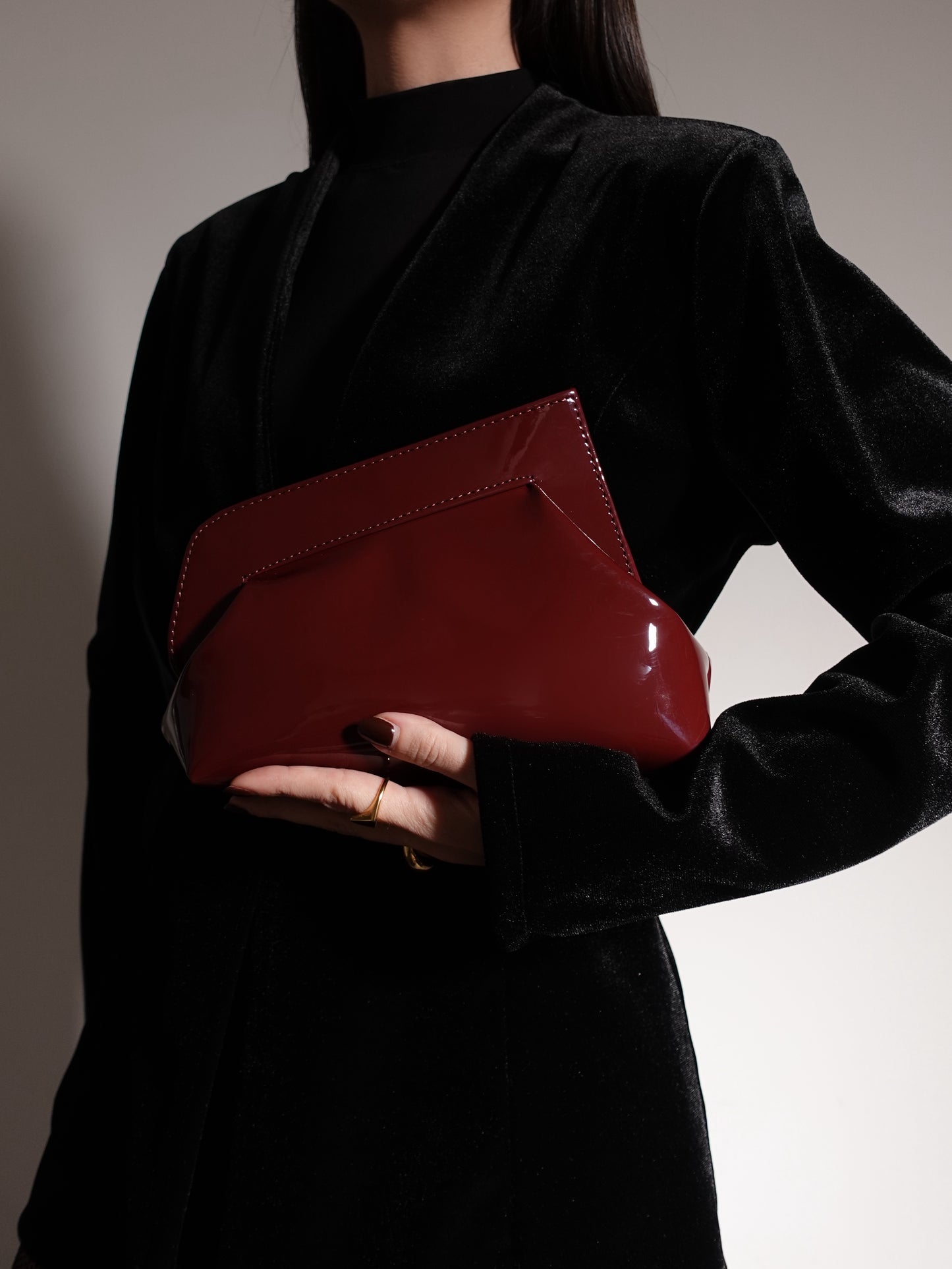 CLUTCH VENUS PAINTED - BURGUNDY