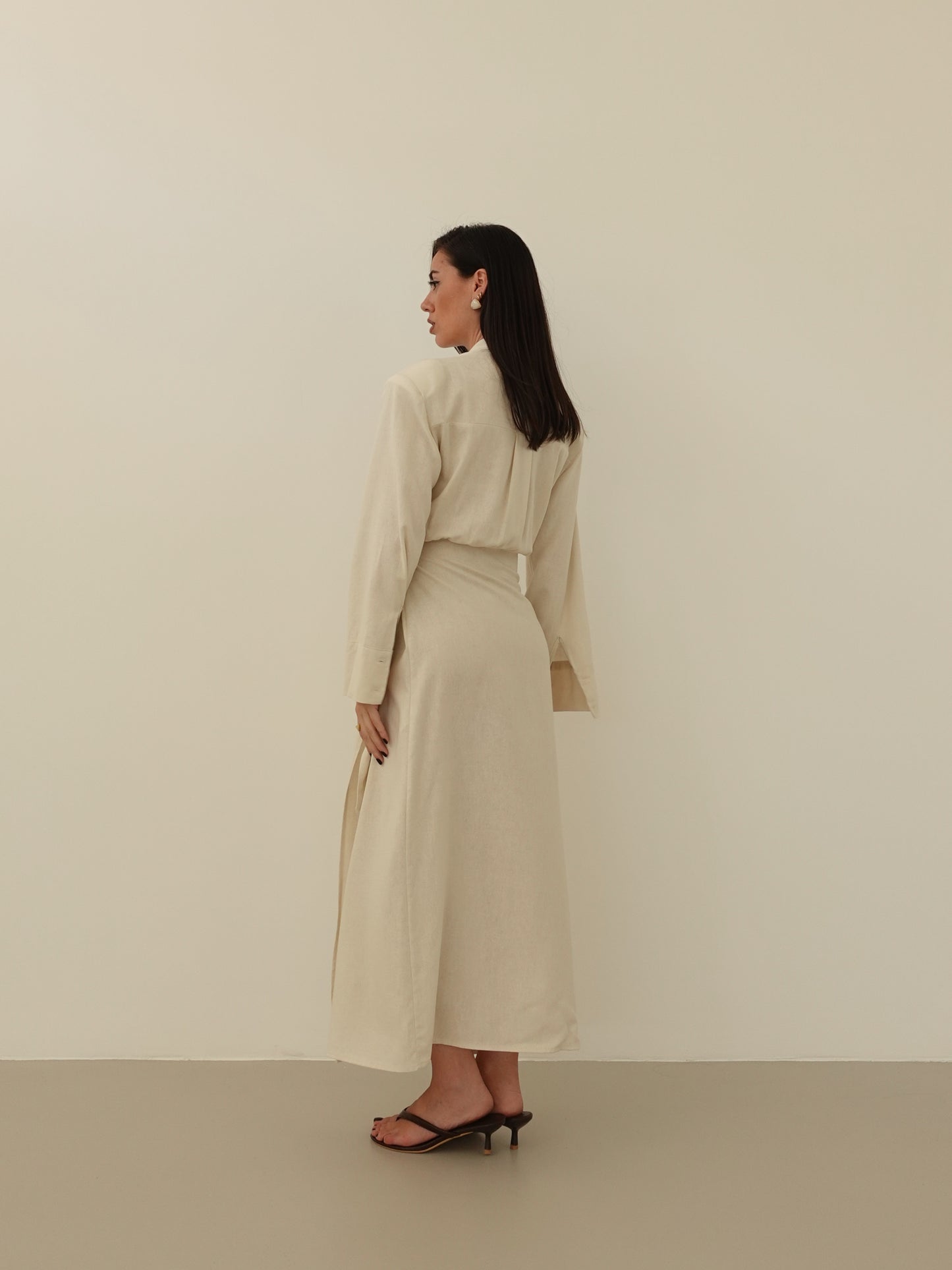 VESTITO IN MISTO LINO A PORTAFOGLIO CON SPALLINE - BEIGE 59267