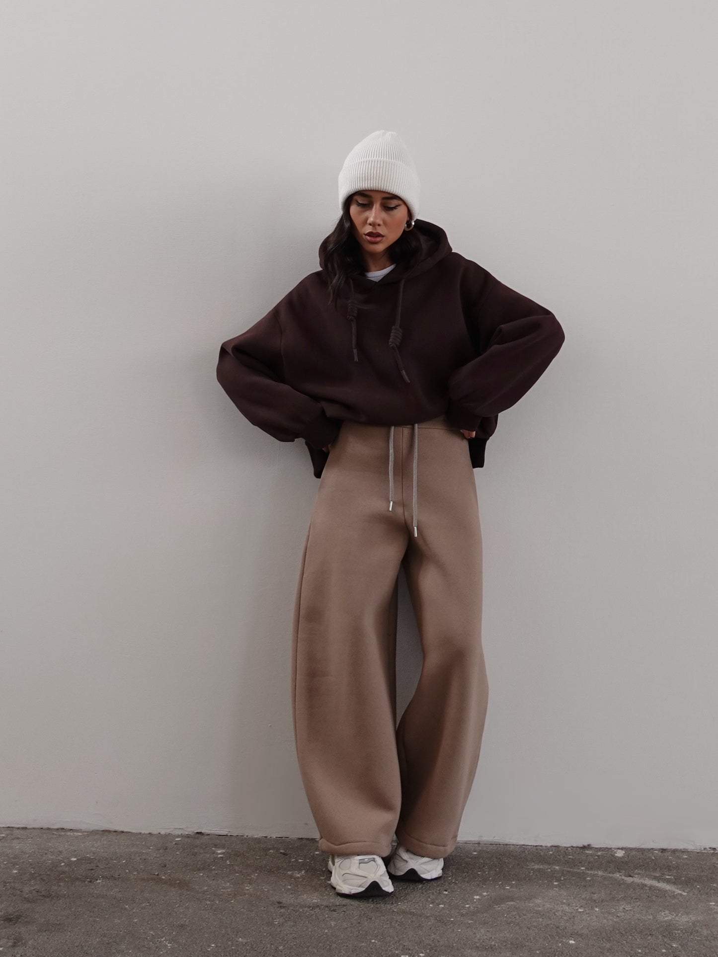 FELPA PHOENIX CON CAPPUCCIO - MARRONE 3703