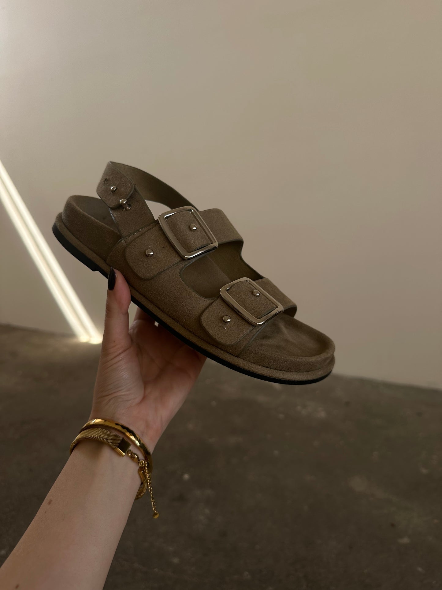 SANDALI CON BORCHIE - KHAKI 4425