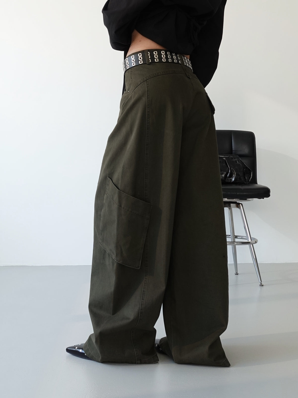 PANTALONI CARGO BALLOON CON CINTURA - VERDE 89101
