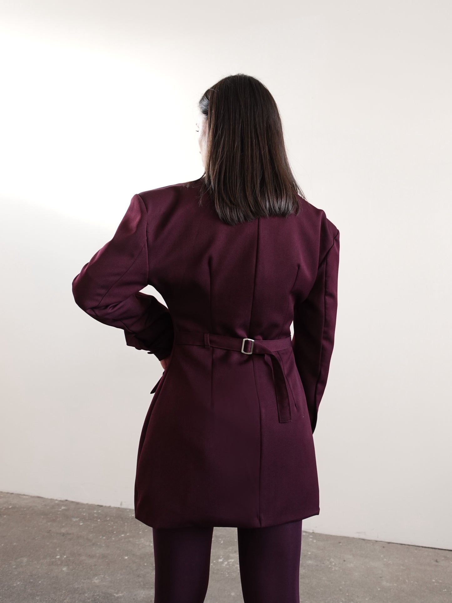 BLAZER DRESS CON CINTURA REGOLABILE - WINE 510