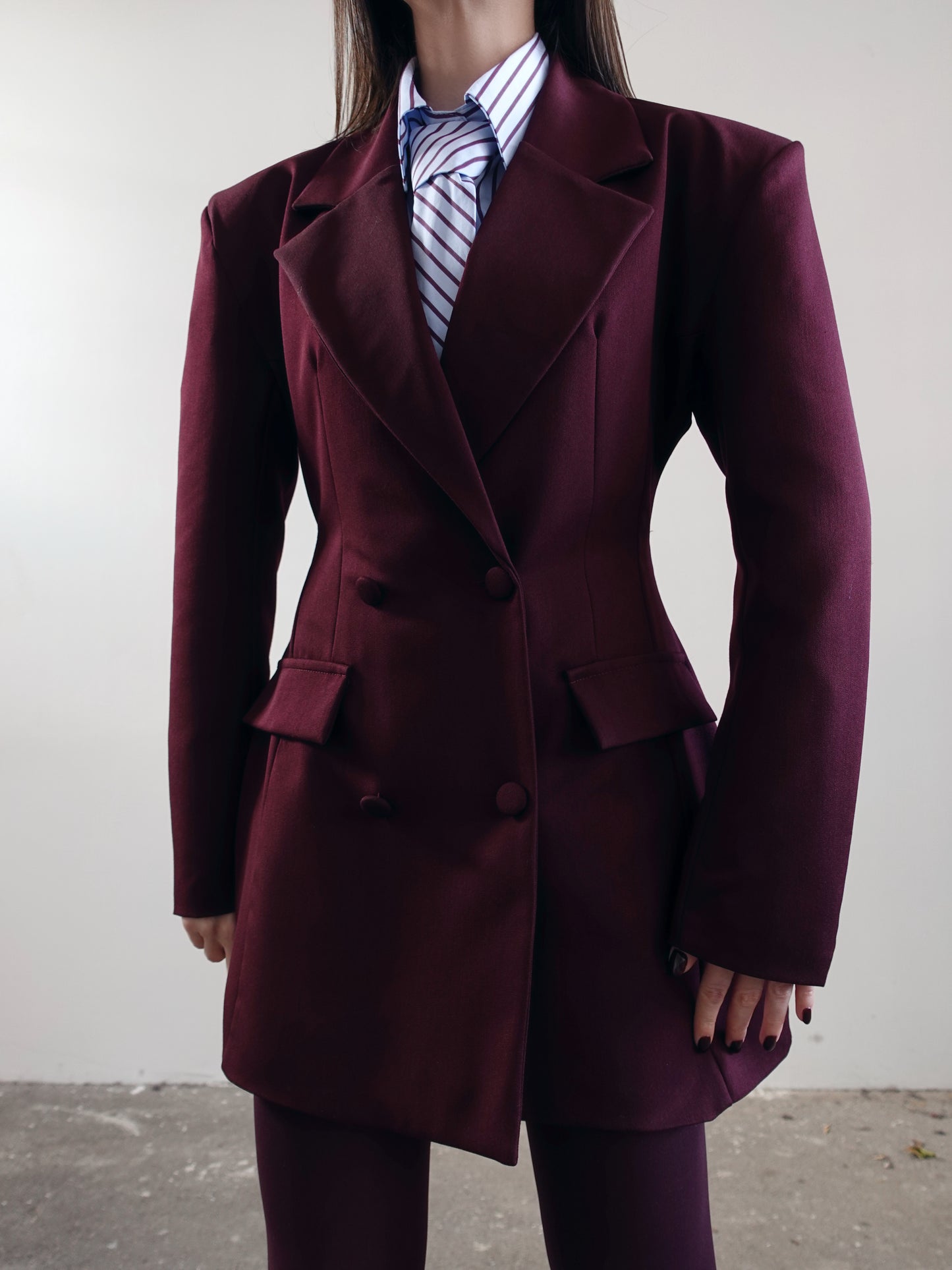 BLAZER DRESS CON CINTURA REGOLABILE - WINE 510